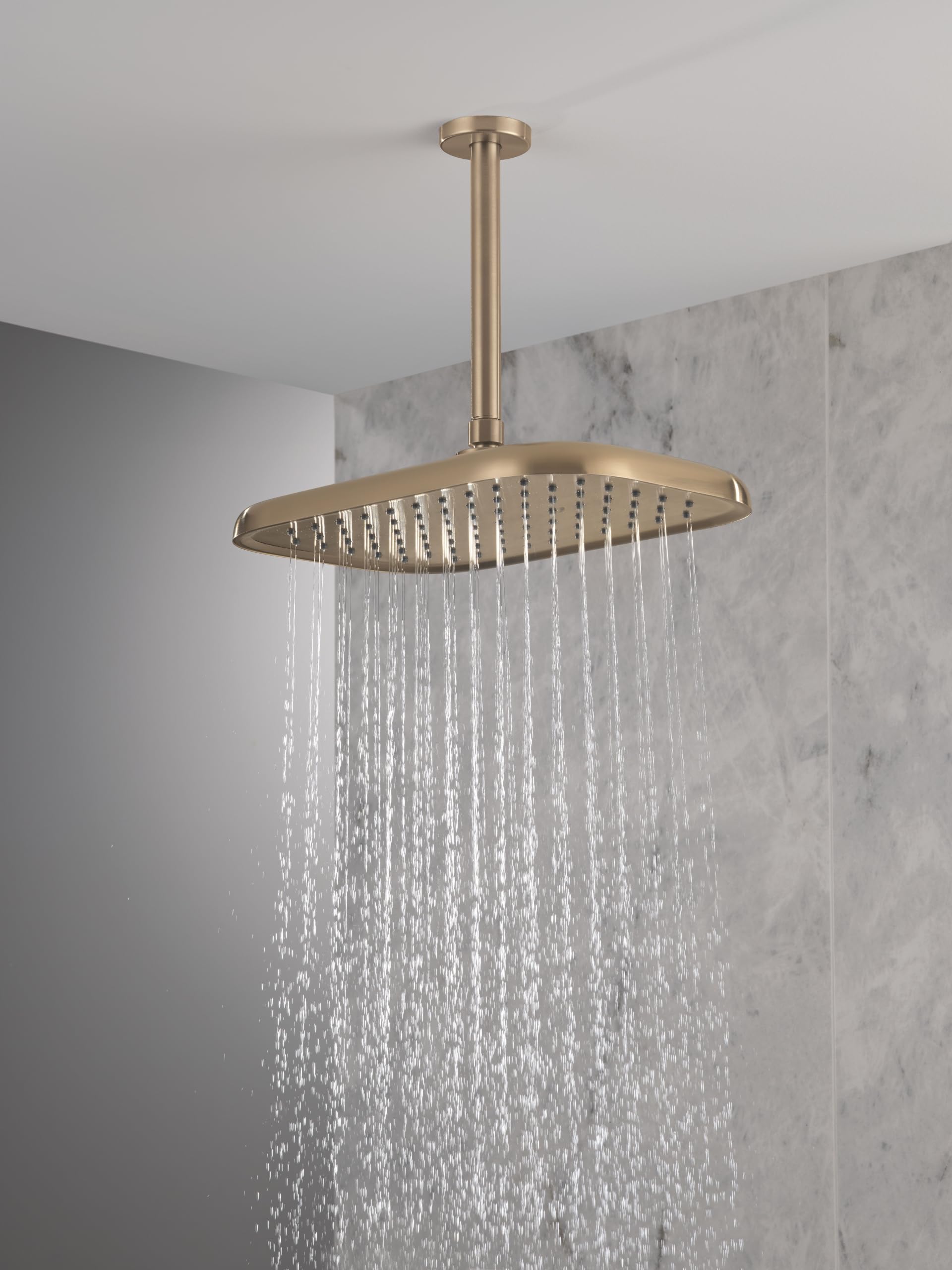Delta Cabezal de ducha ovalado de lluvia de 14 pulgadas, oro cepillado, 1.75 GPM, 52215-CZ-PR