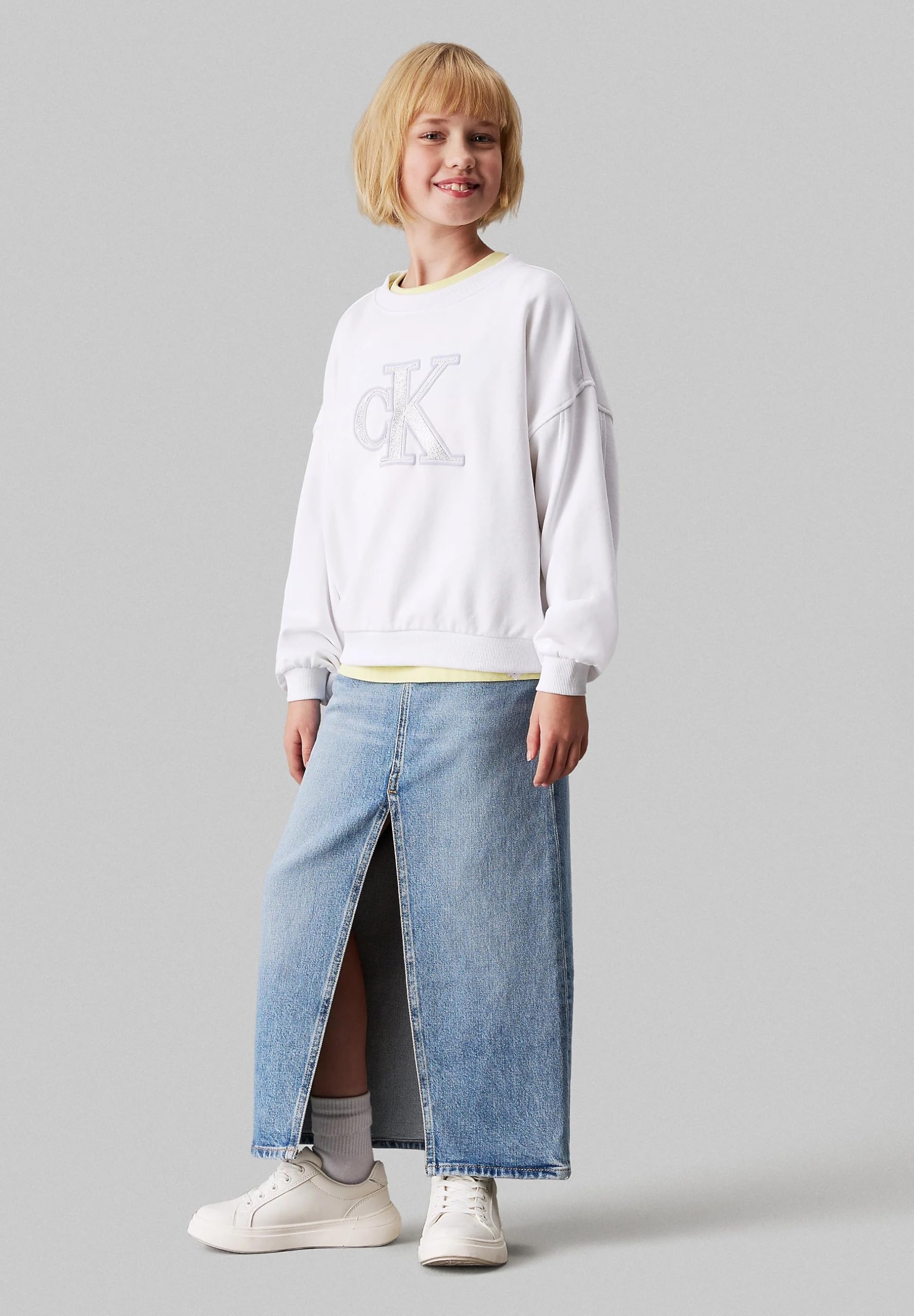 Calvin Klein Jeans Felpa Bianca Ampia con Logo Davanti