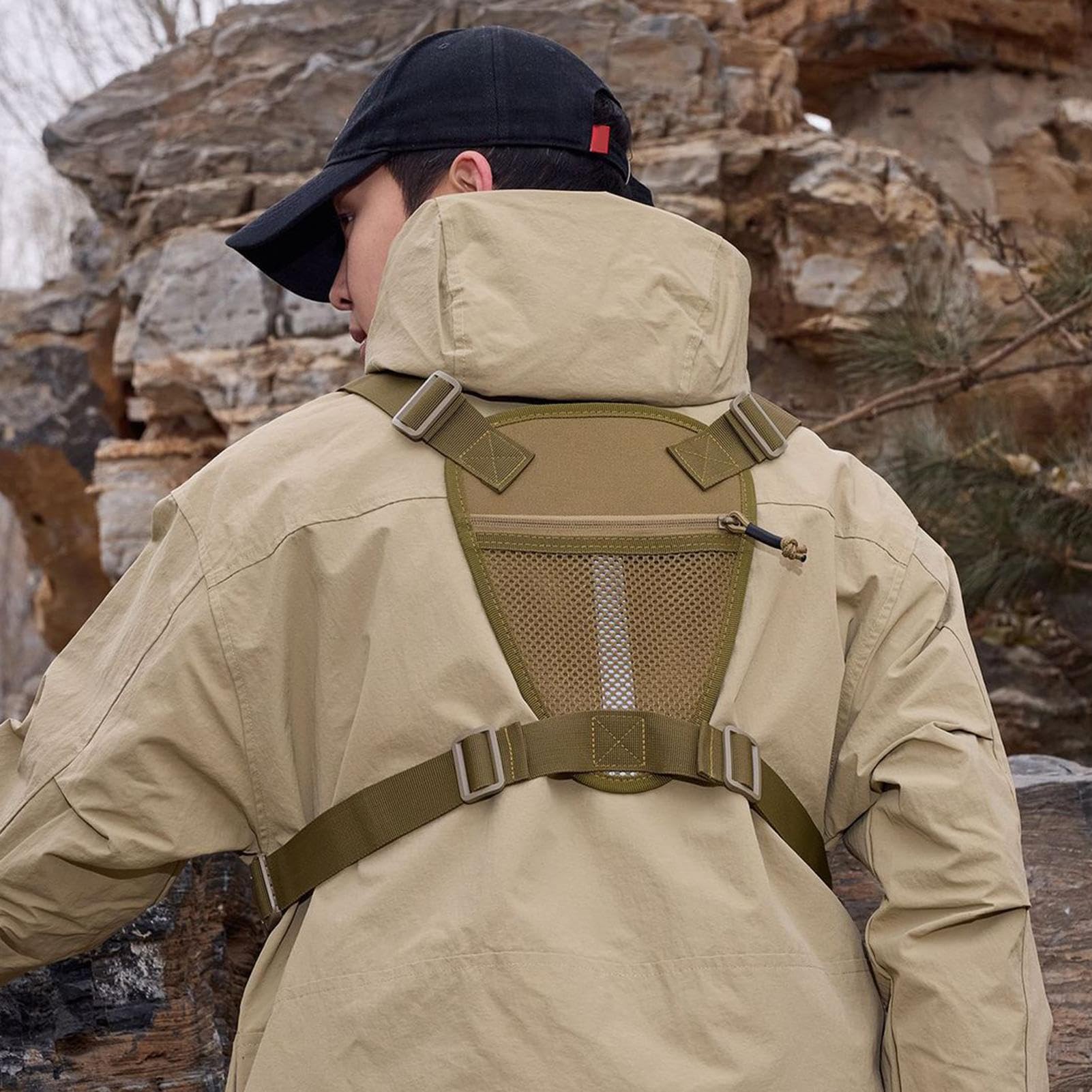 Borsa da petto leggera, custodia ergonomica, confezione da 12x8 pollici con cinghie regolabili, attrezzatura sportiva moderna dal design elegante, porta gilet in nylon, accessorio da esterno per cicli