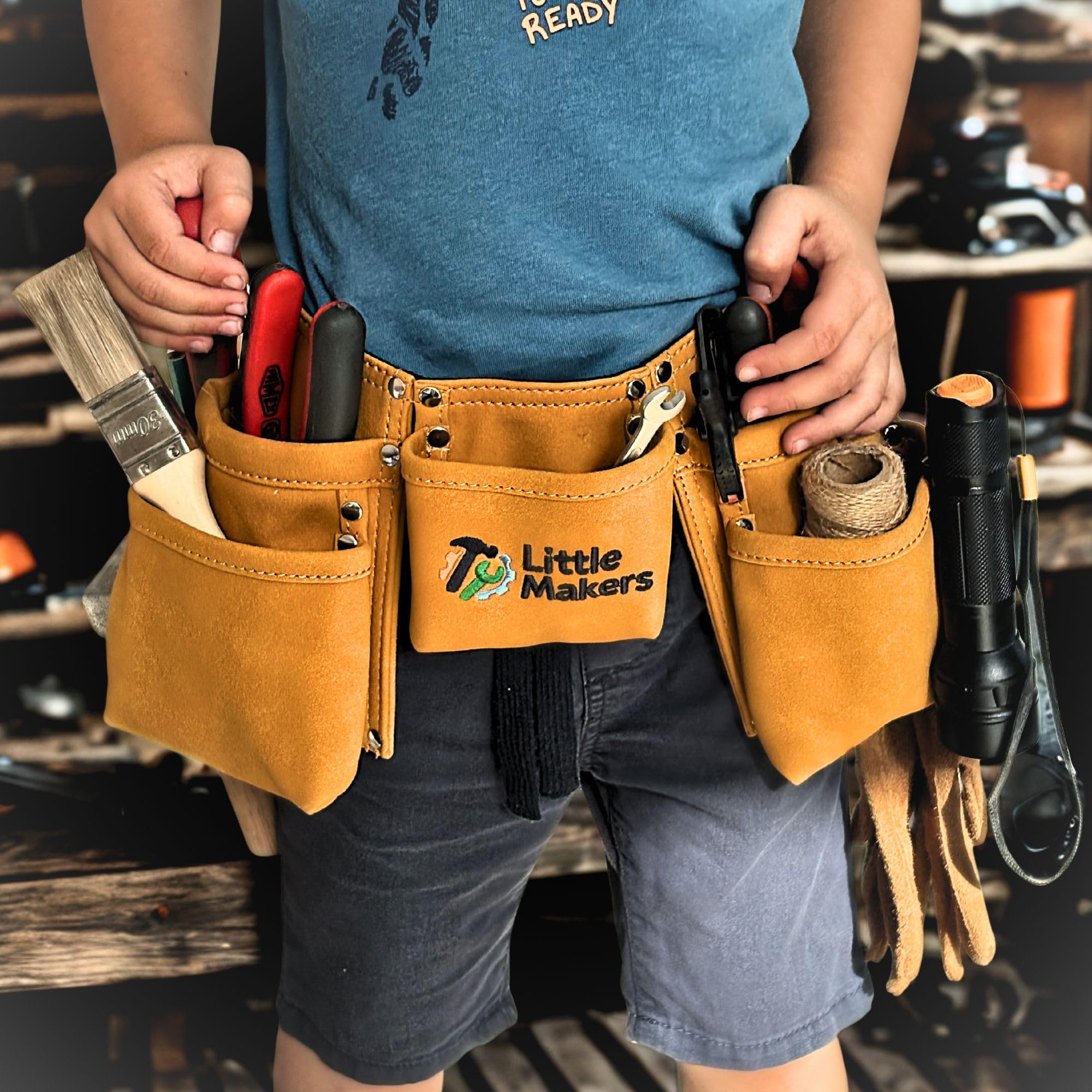 Kinder Werkzeuggürtel – Robuster Handwerker-Gürtel für kleine Baumeister, mit Werkzeugtaschen, Hammerschlaufe & Karabiner zum Werken, Bauen & Basteln - stufenlos anpassbar & mitwachsend