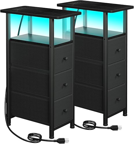 HETNDP03LBK - Juego de 2 mesas auxiliares estrechas con estación de carga, mesa auxiliar delgada con cajones de tela, mesita de noche LED delgada