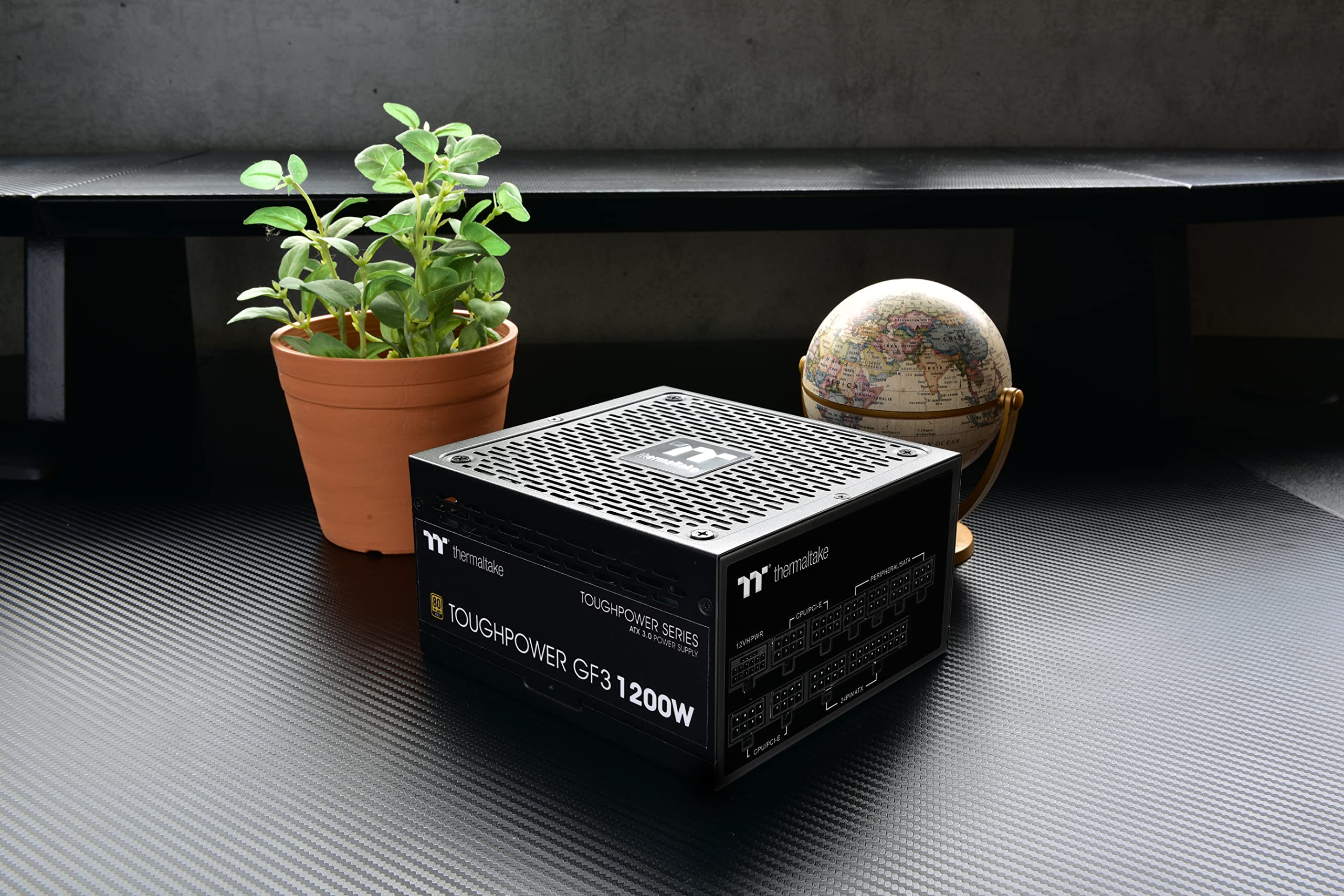Thermaltake Toughpower GF3 1200W | ATX 3.0 | PCIe Gen 5 Ready | Smart Zero Fan | 80 Gold Platinum | Fully Modular