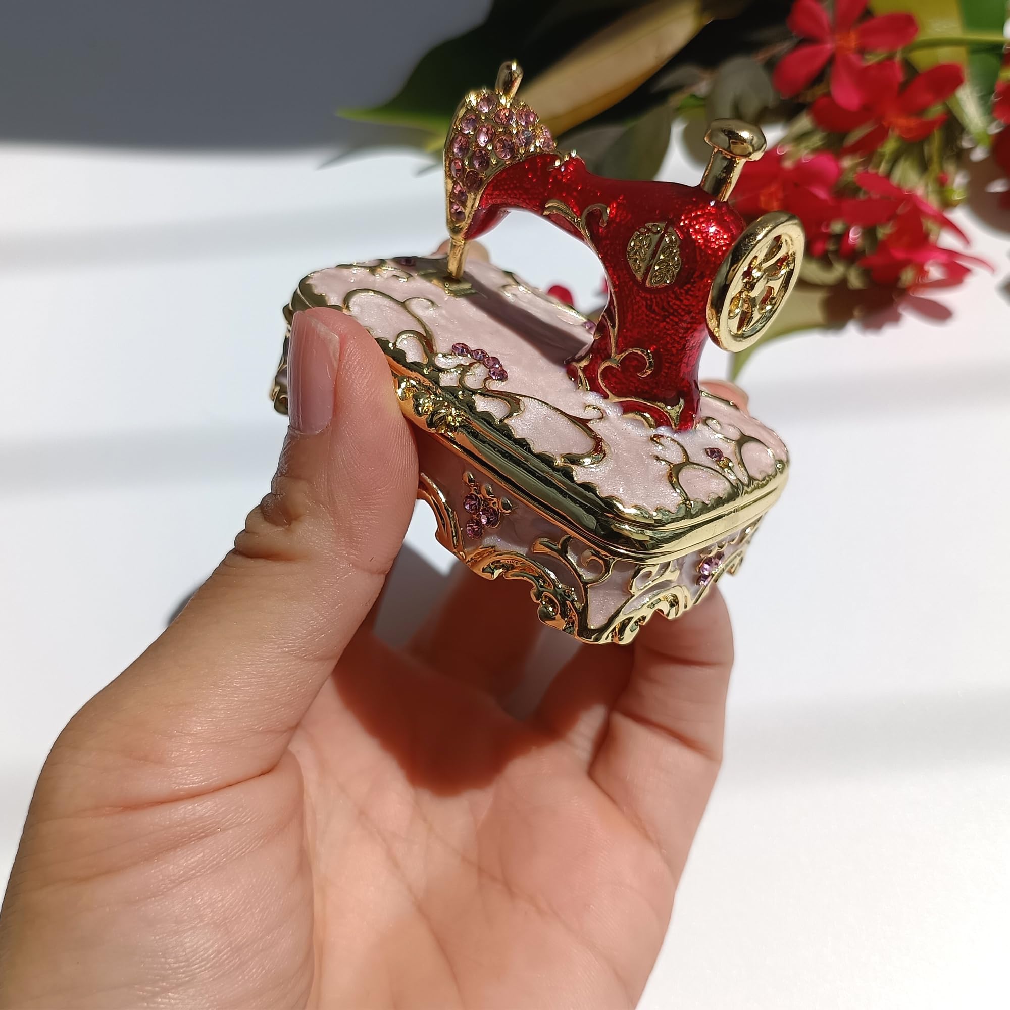 zltSunshine Sewing Machine Tabletop Ornament with