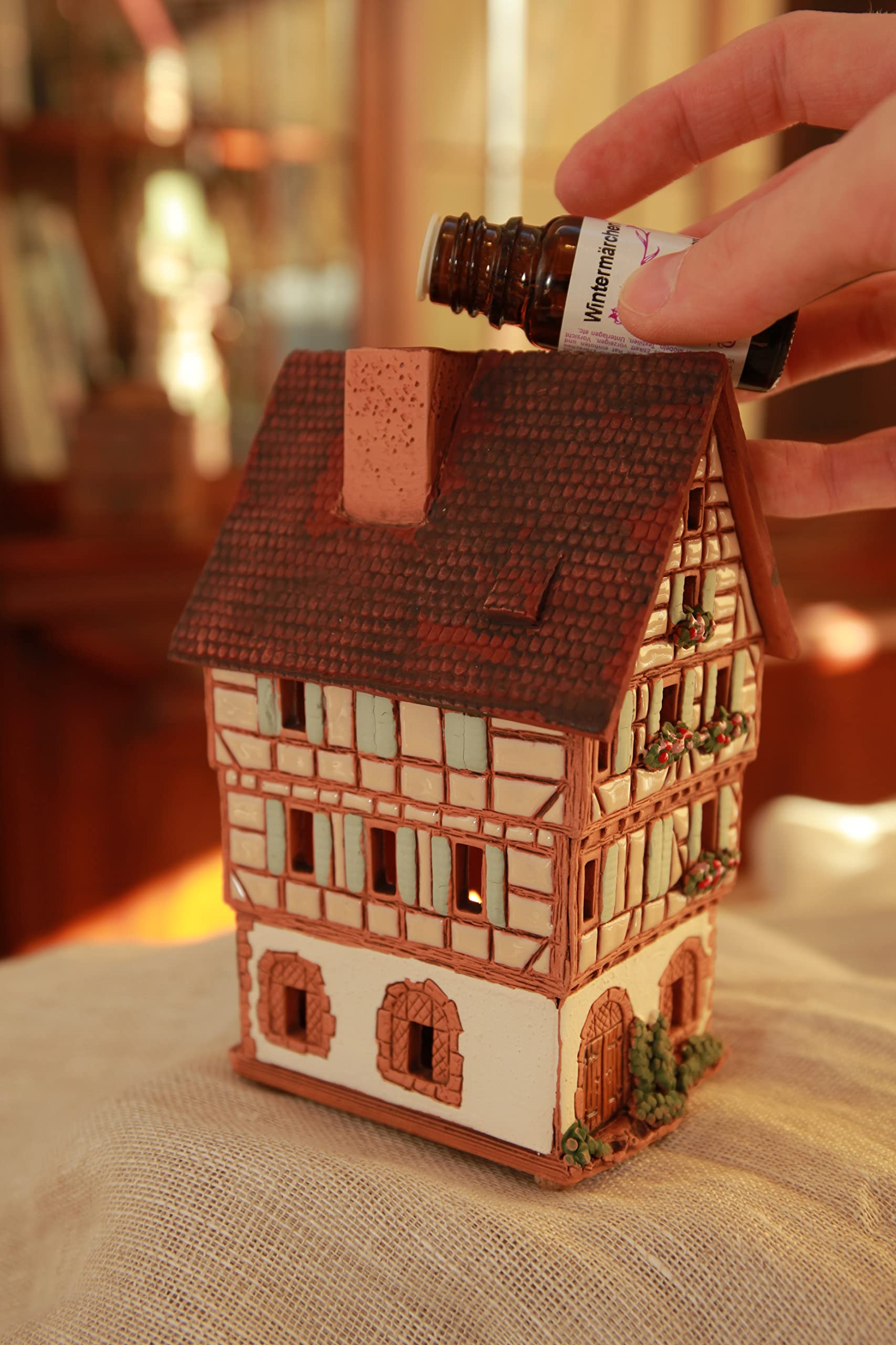 Ceramiczny świecznik na podgrzewacze, dekoracja pokoju, kolekcjonerska miniaturowa replika oryginalnego domu w Colmar, A252