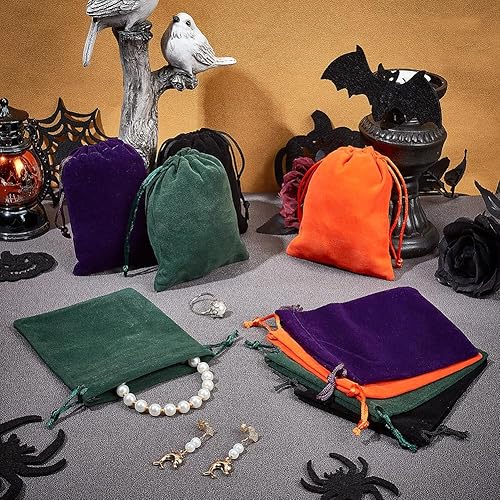 Miniatura 5 de BENECREAT 24 bolsas de regalo de terciopelo de Halloween de 4 colores, bolsas de terciopelo con cordón, bolsas de regalo de joyería para joyas,