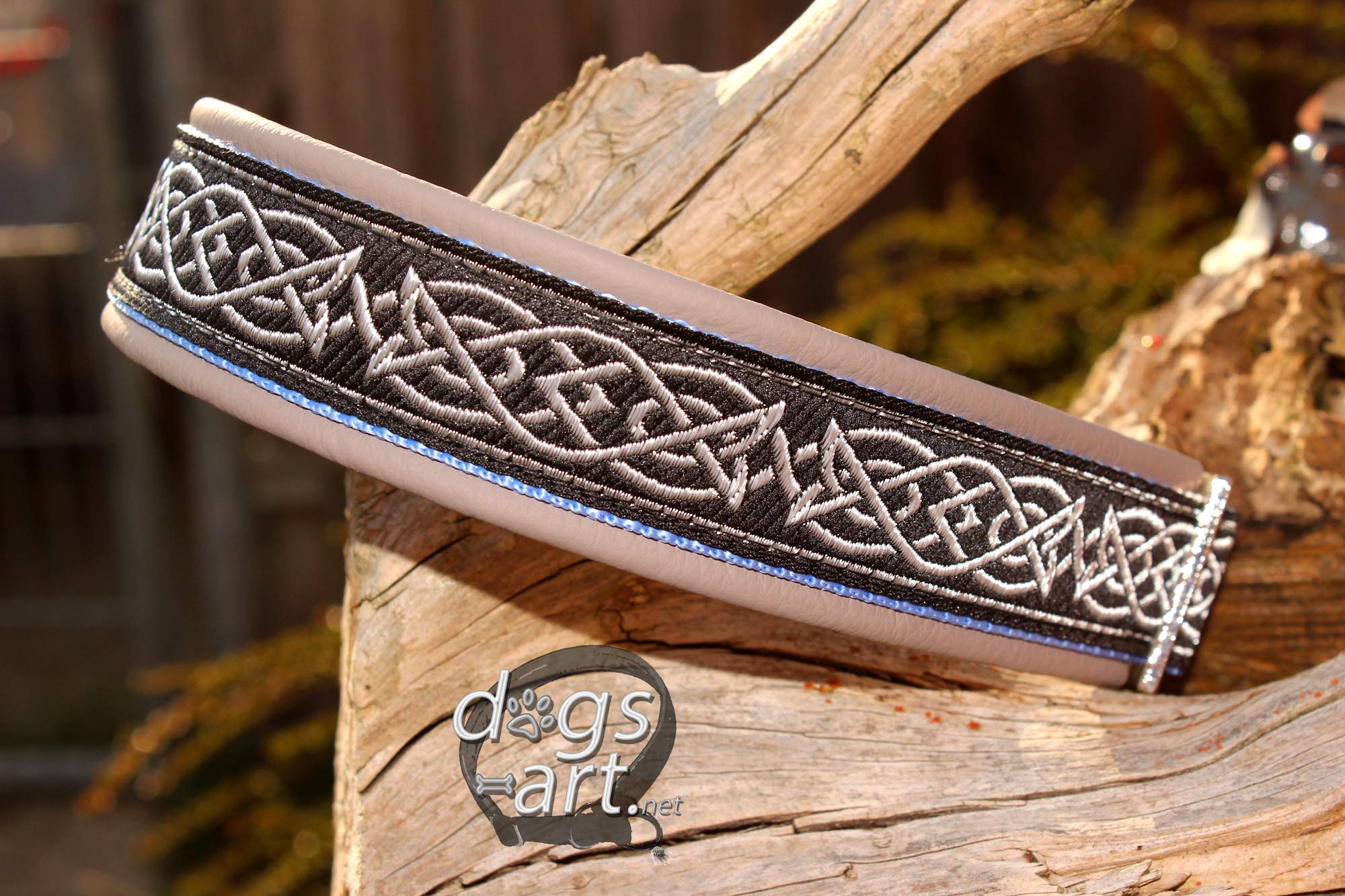 Hundehalsband Leder Keltischer Knoten Klickverschluss Alu Halsband mit Gravur