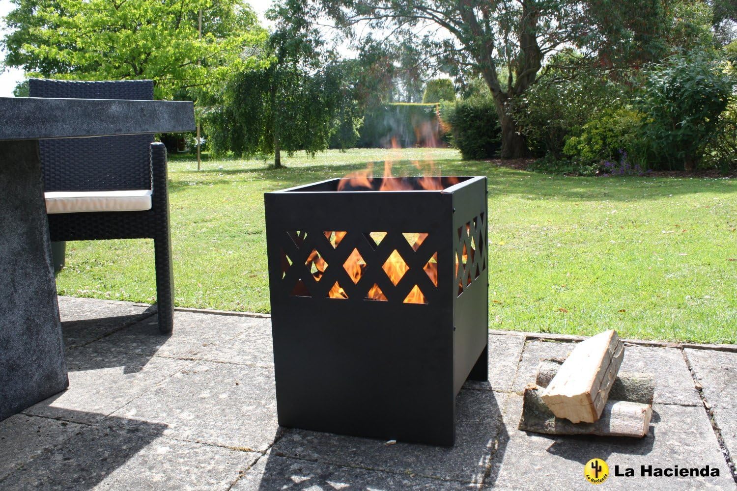 La Hacienda 56126 Ottawa Fire Basket - Black