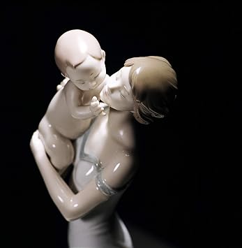 Lladro Unconditional Love Figurine