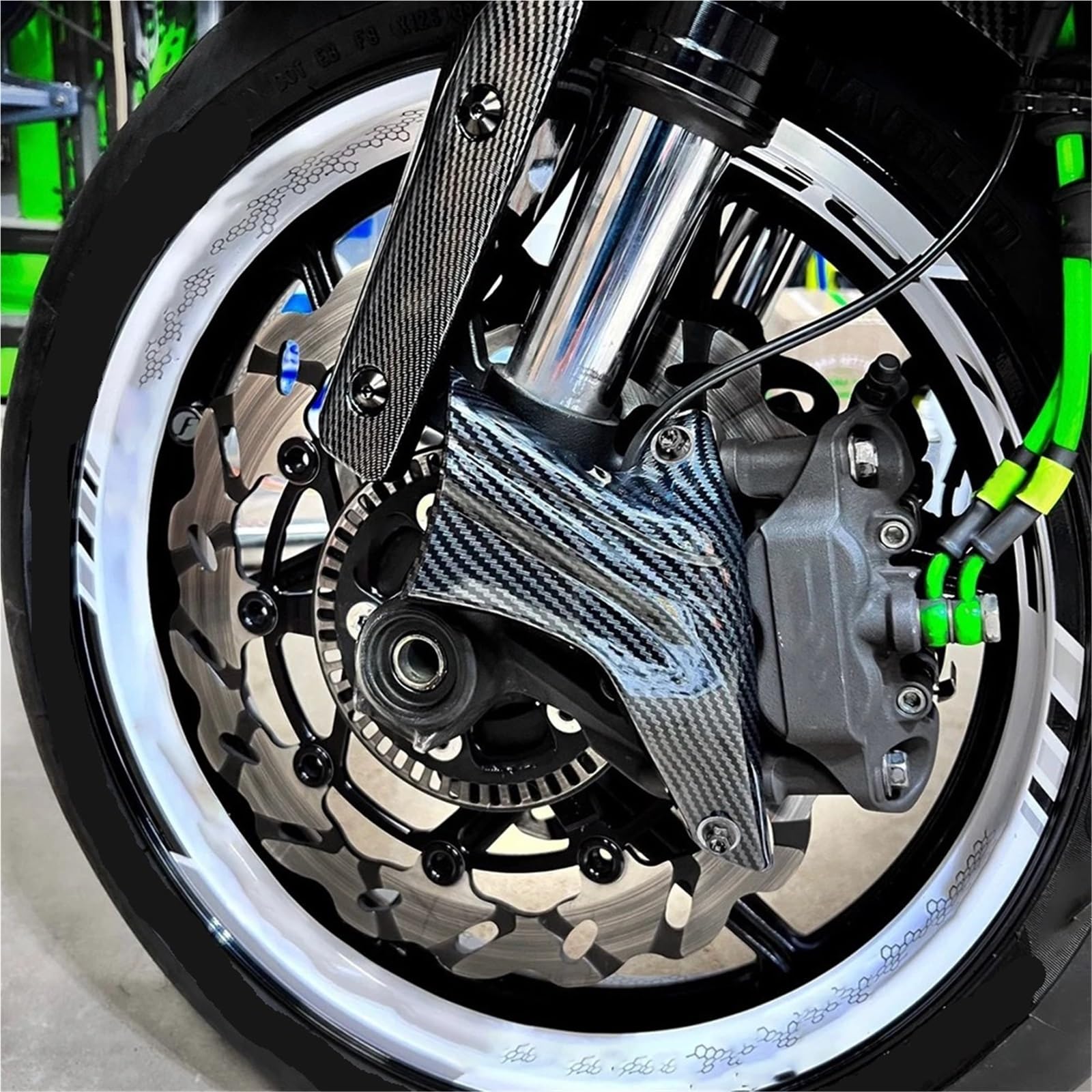 Bremssattelkühlung Passend für Husaberg Svartpilen 701 Supermoto Enduro. Passend für Husqvarna FS450 Nuda 900 900R TE 300 TE300 Bremssattel-Luftkühlungskanäle(B 1 SET)