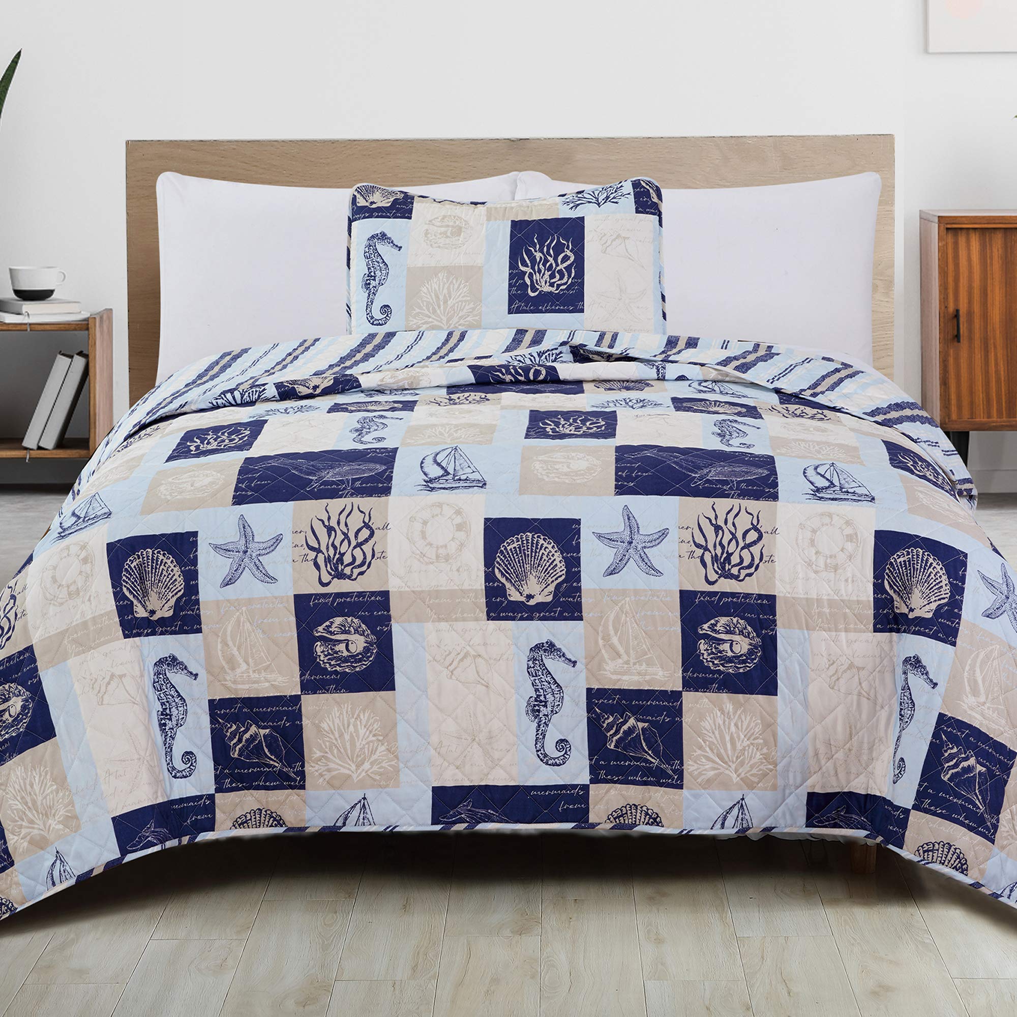 Great Bay Home 2-Piece Reversible Quilt Set with Shams. All-Season Coastal Beach Theme Bedspread Coverlet. Caspian Collection (Twin, Navy/Taupe)