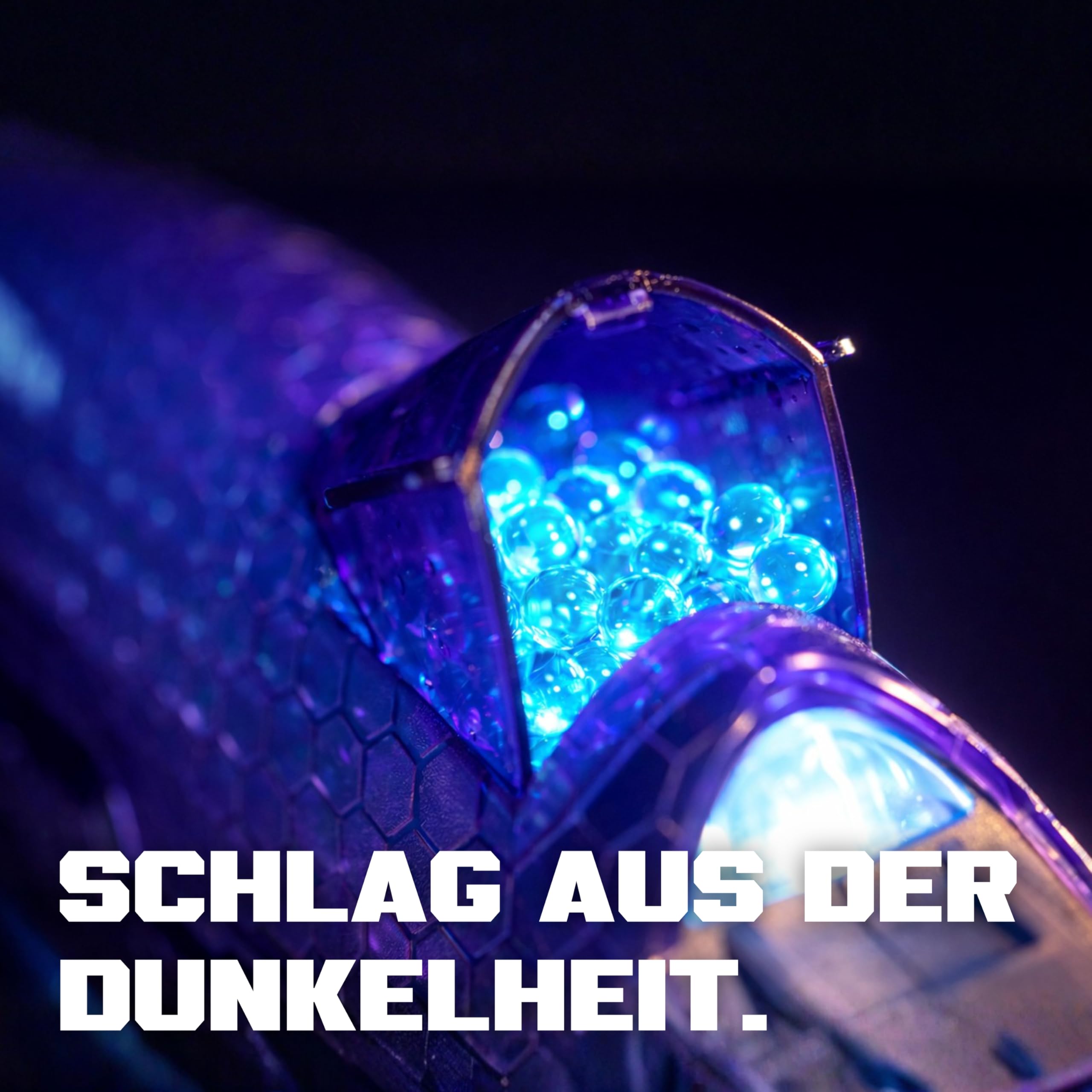 Gel Blaster Halo Plasma Rifle | Offiziell lizenzierte Halo-Replik | Glow-in-the-Dark Gellets | Entwickelt für Spartans & Covenant | Für Gamer designt | Gel-Kugel-Blaster mit Display-Ständer | 14+