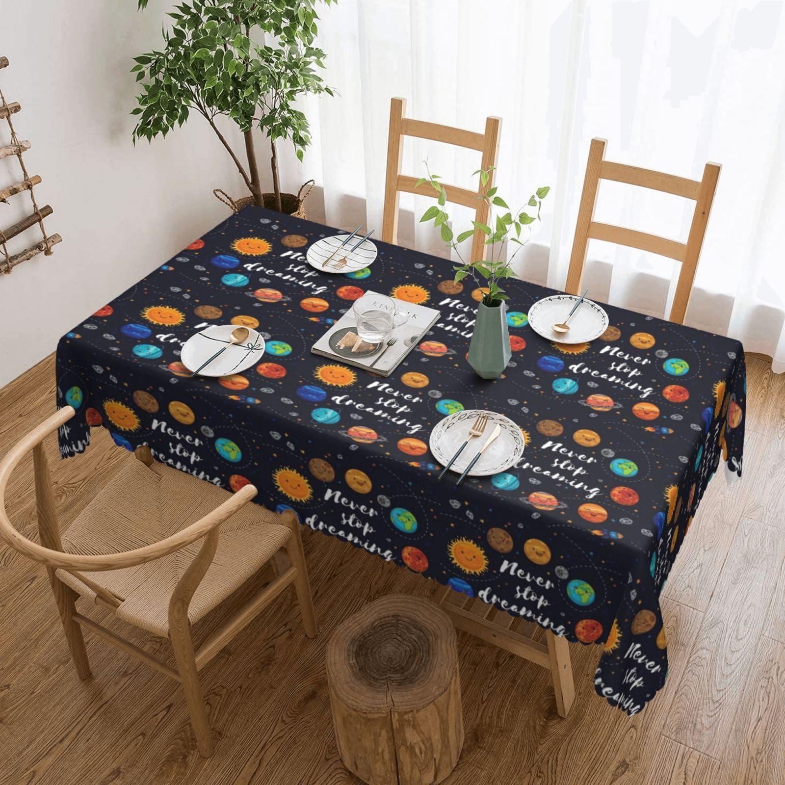 Nappe rectangulaire imprimé planète en tissu pour réussir vos buffets de fête