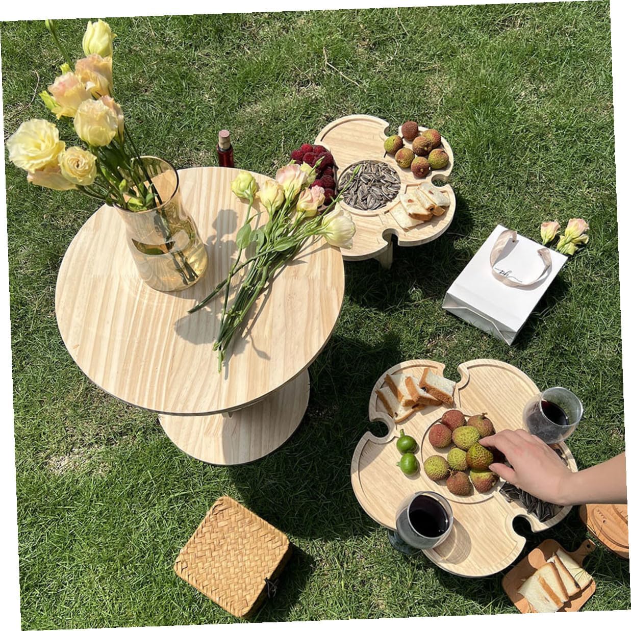 POPETPOP Portable Wooden Wine Desk Folding Picnic Table Outdoor Beach Beverage Holder 35cm Diameter Petal Shape Compact Table for Camping and BBQ