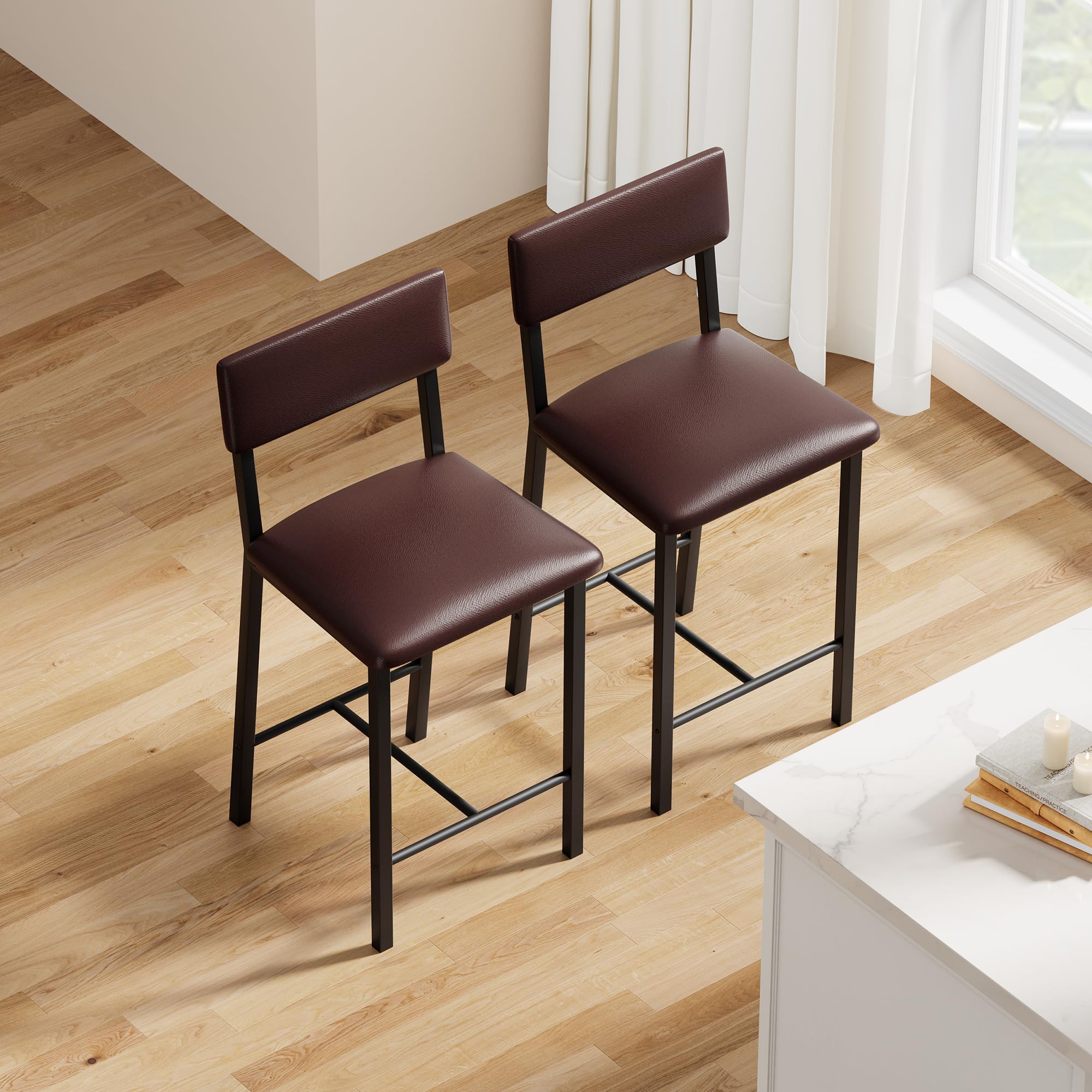 Lot de 4 tabourets de bar Zstar en similicuir noir avec dossier et repose-pieds