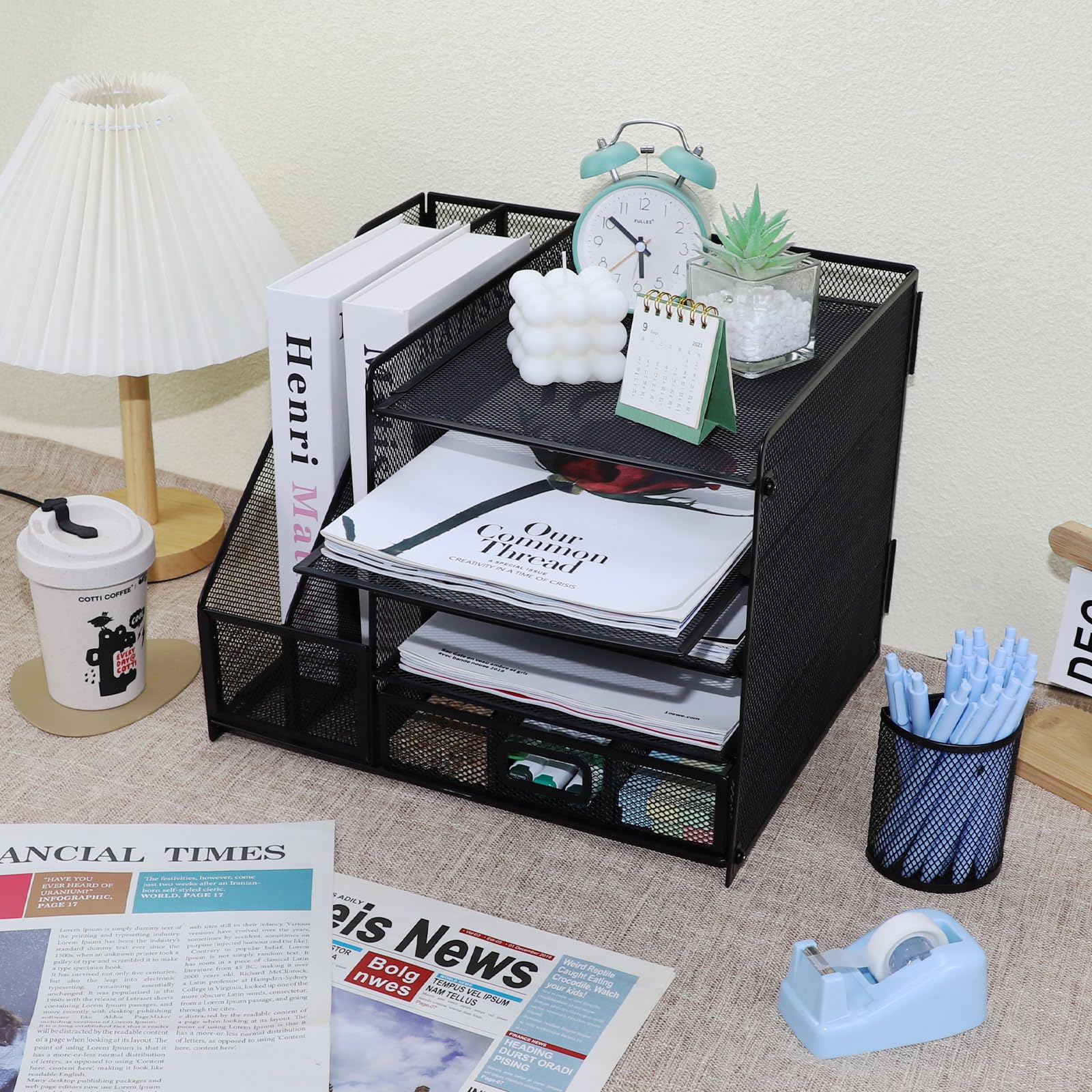Organizador de Escritorio, 5 Niveles Malla Metálica Organizador Bandejas Papel con Estante para Archivos con Cajones 2 Bolígrafos Revistero, para Almacenamiento De Suministros Oficina