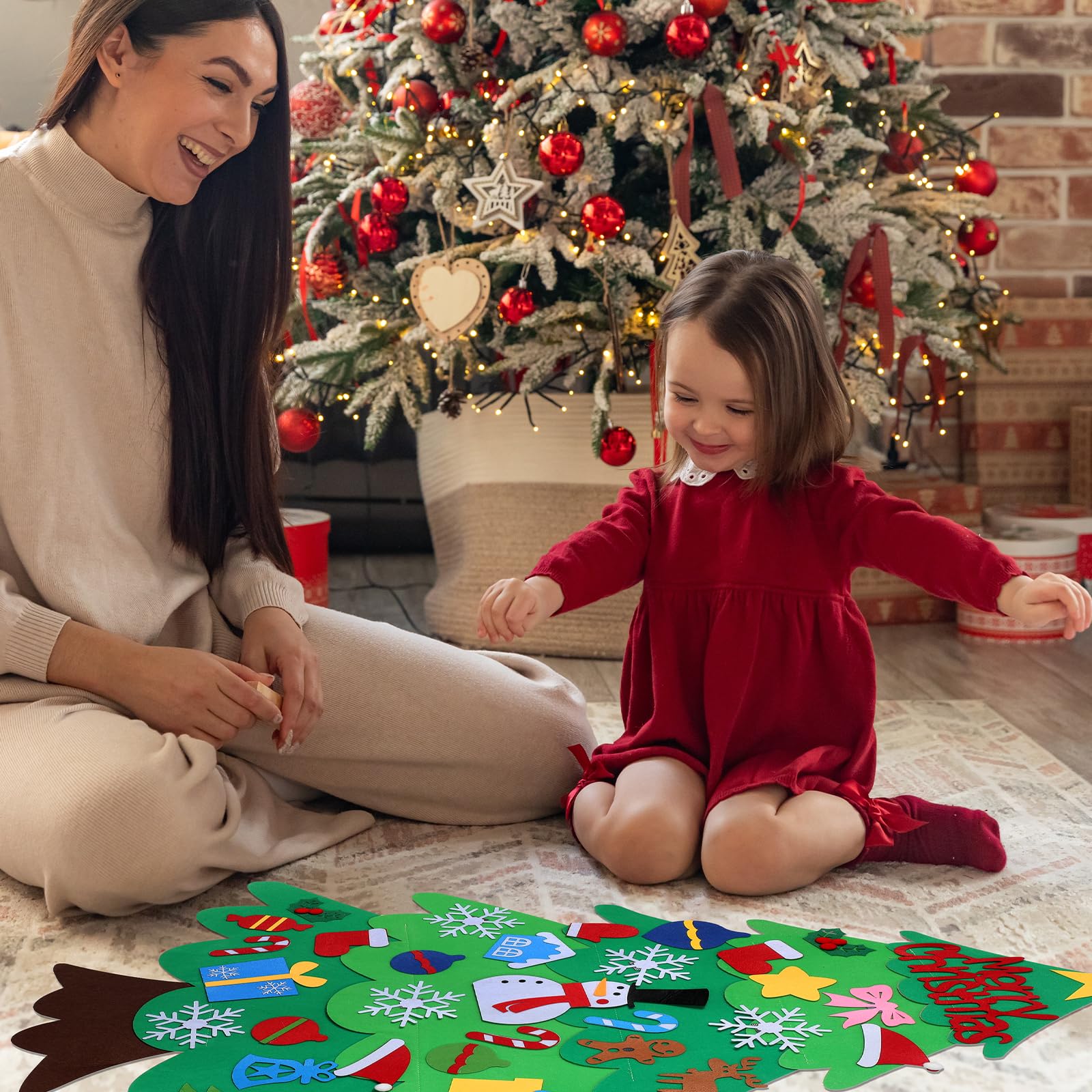 Filz-Weihnachtsbaum für Kinder – 100 cm Wandfilz-Weihnachtsbaum für Kleinkinder mit Lichtern und 34 Ornamenten, DIY Weihnachtsdekorationen