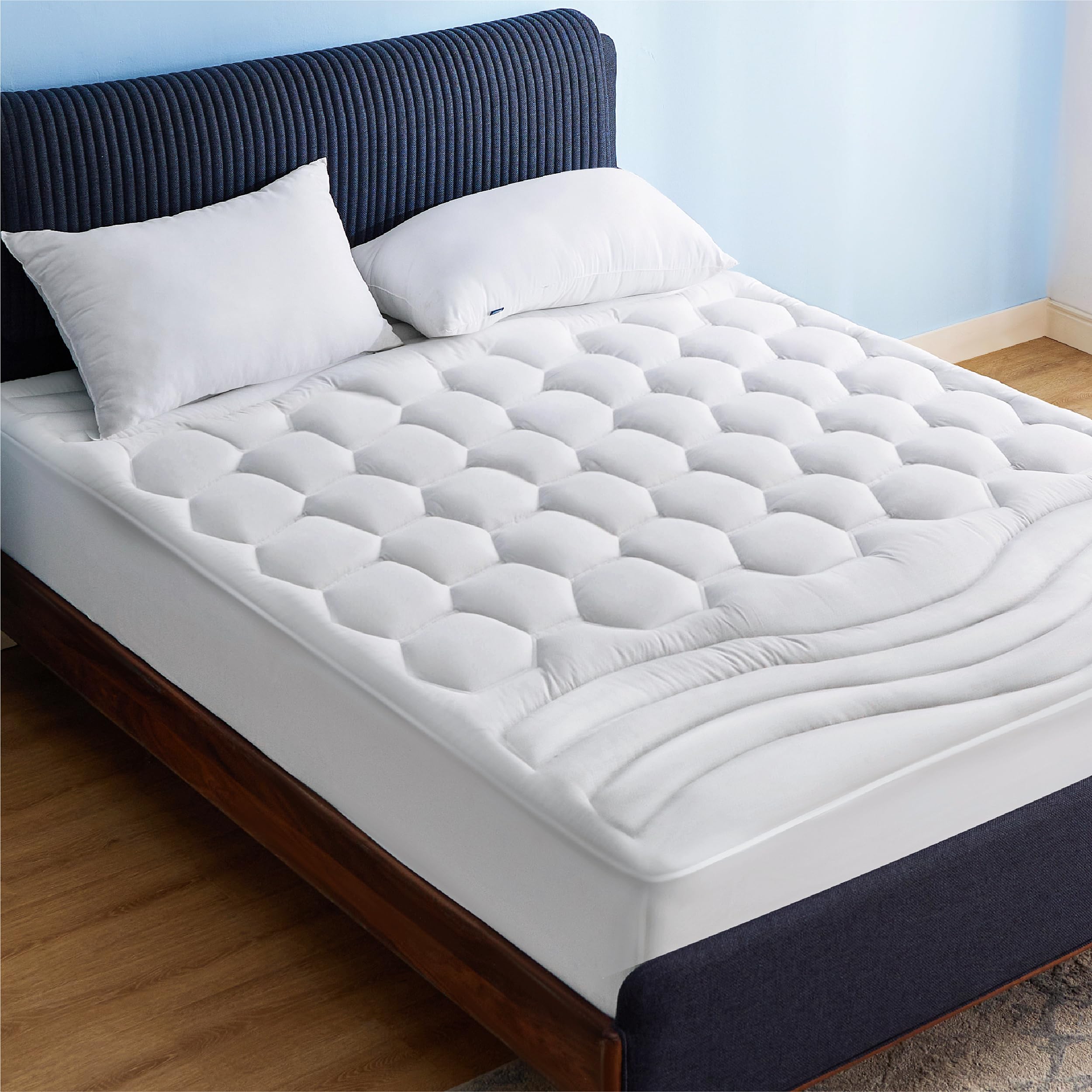 Bedsure Queen Size Mattress Pad Cover - Soft Quilted Fitted Mattress Topper Padded with 8-21 Inches Deep Pocket, Noiseless Bed Protector, Machine Washable, White, 60x80 Inches