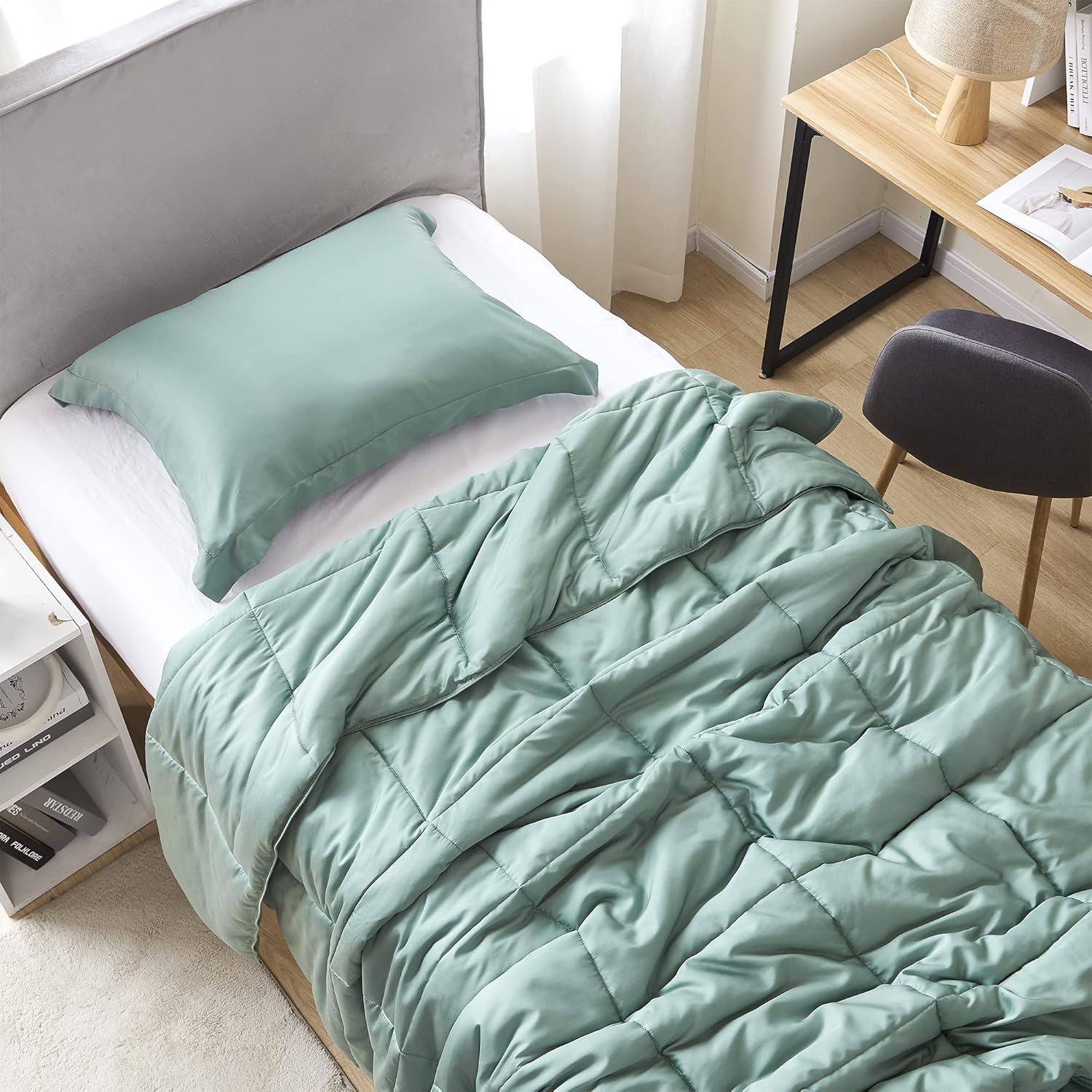 Byourbed Cool as a Cucumber - Coma Inducer® Twin XL Cooling Comforter - Iceberg Green