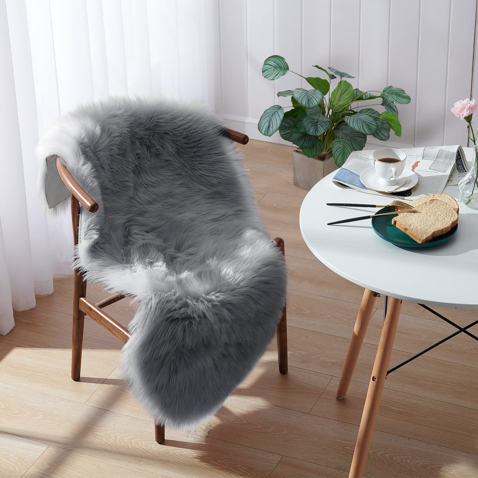 Small Faux Fur Rug, 2x4 ft Ultra Soft Sheepskin Rugs Chair Sofa Cover Seat Pad, Grey Fluffy Shag Rug for Bedroom Nursery Kids Room, Gray Shaggy Rug