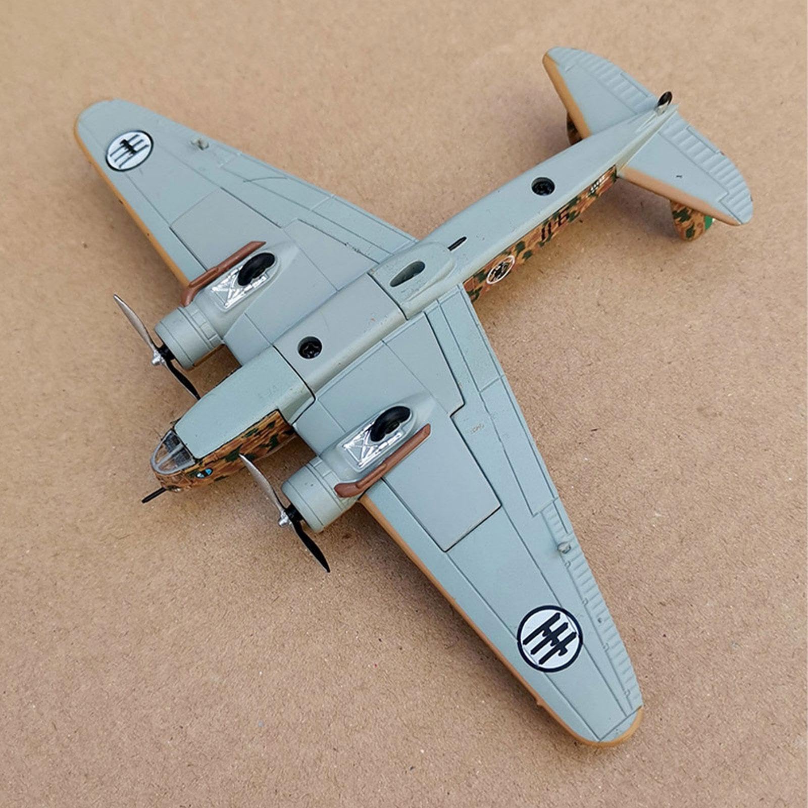 Maqueta de Avión a Reacción a Escala 1/144 – Regalo de Coleccionista – Maqueta de Avión de Mesa
