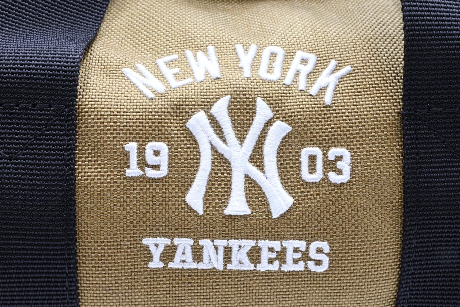 Major League Baseball R03 Shoulder Bag, Yankees, Beige (M), Yankees Beige (M), One Size