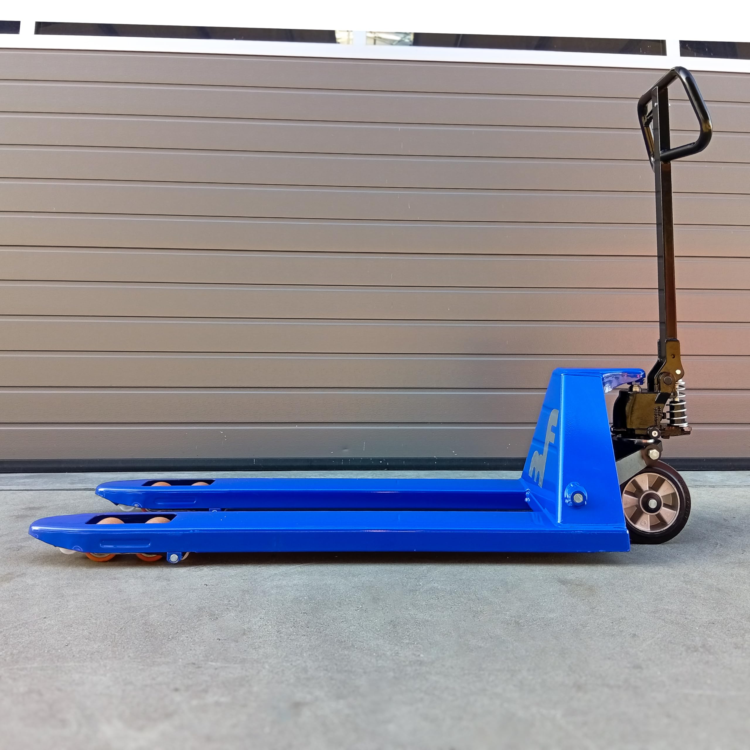 MF Gabelstapler GS25EVO Hubwagen Handhubwagen 2500 kg – Palettenhubwagen Tandemlastrollen, 1150 mm Gabellänge, 525 mm Gabelbreite, Gummi-Lenkrollen, PU-Lastrollen, Made in Italy