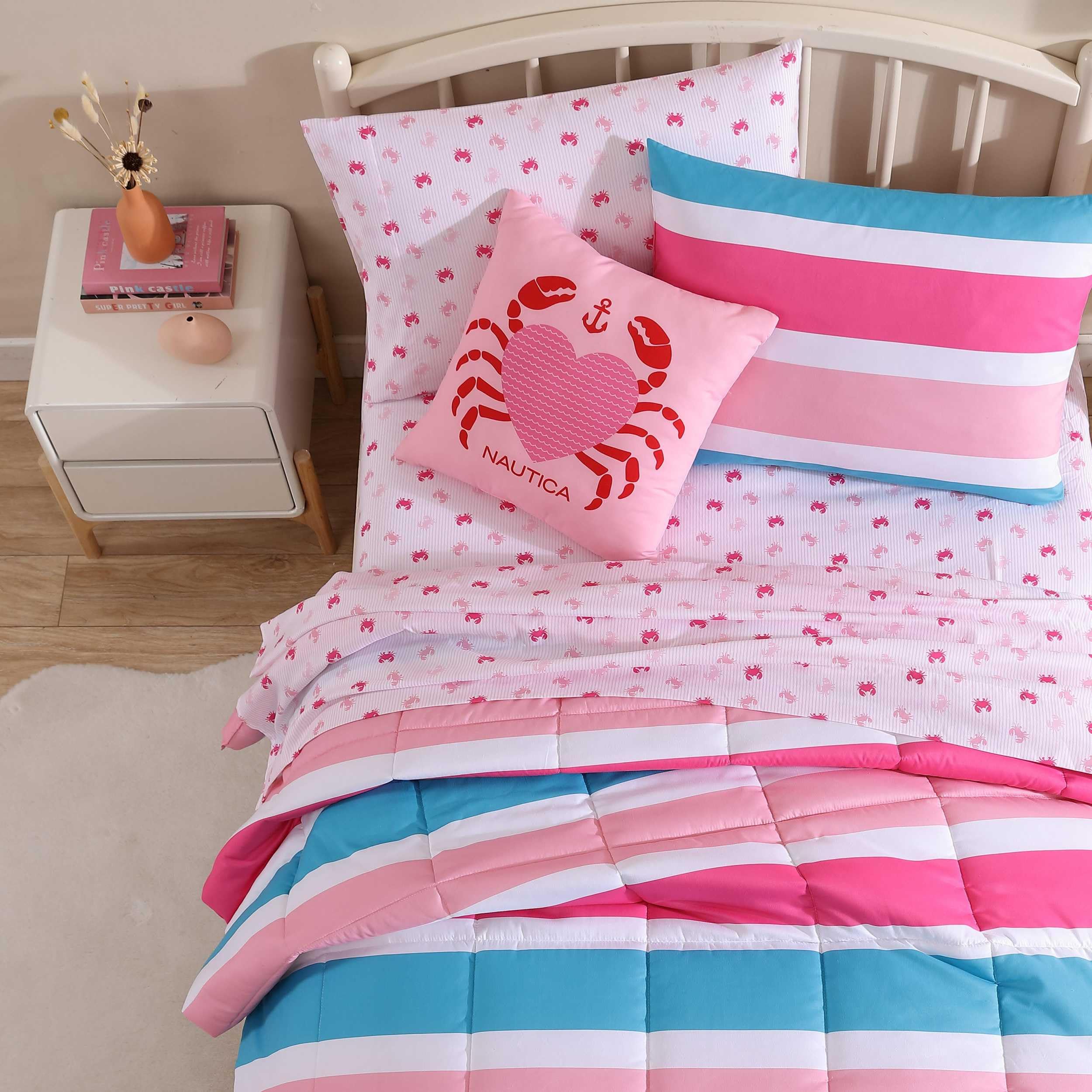 Funda Cambiador Poliéster Suave Nautica Kids Funda Cambiador Bebé - Azul  Marino Con Ancla Bordada Funda Cambiador Nautica Kids Azul Marino, image size:2500x2500