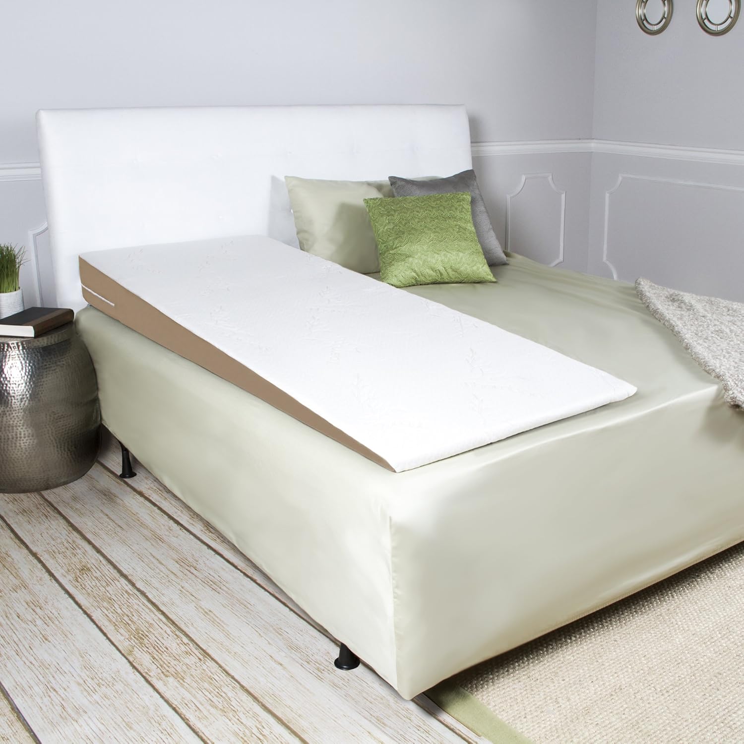 Full Length White and Beige Memory Foam Bed Wedge Pillow