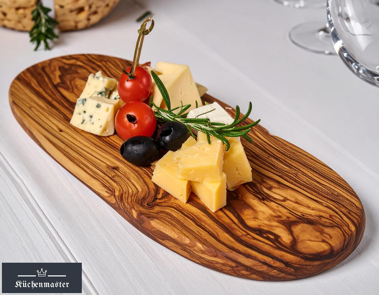 Olive Wood Chopping Board in Natural Cut (32-34 cm) image 4