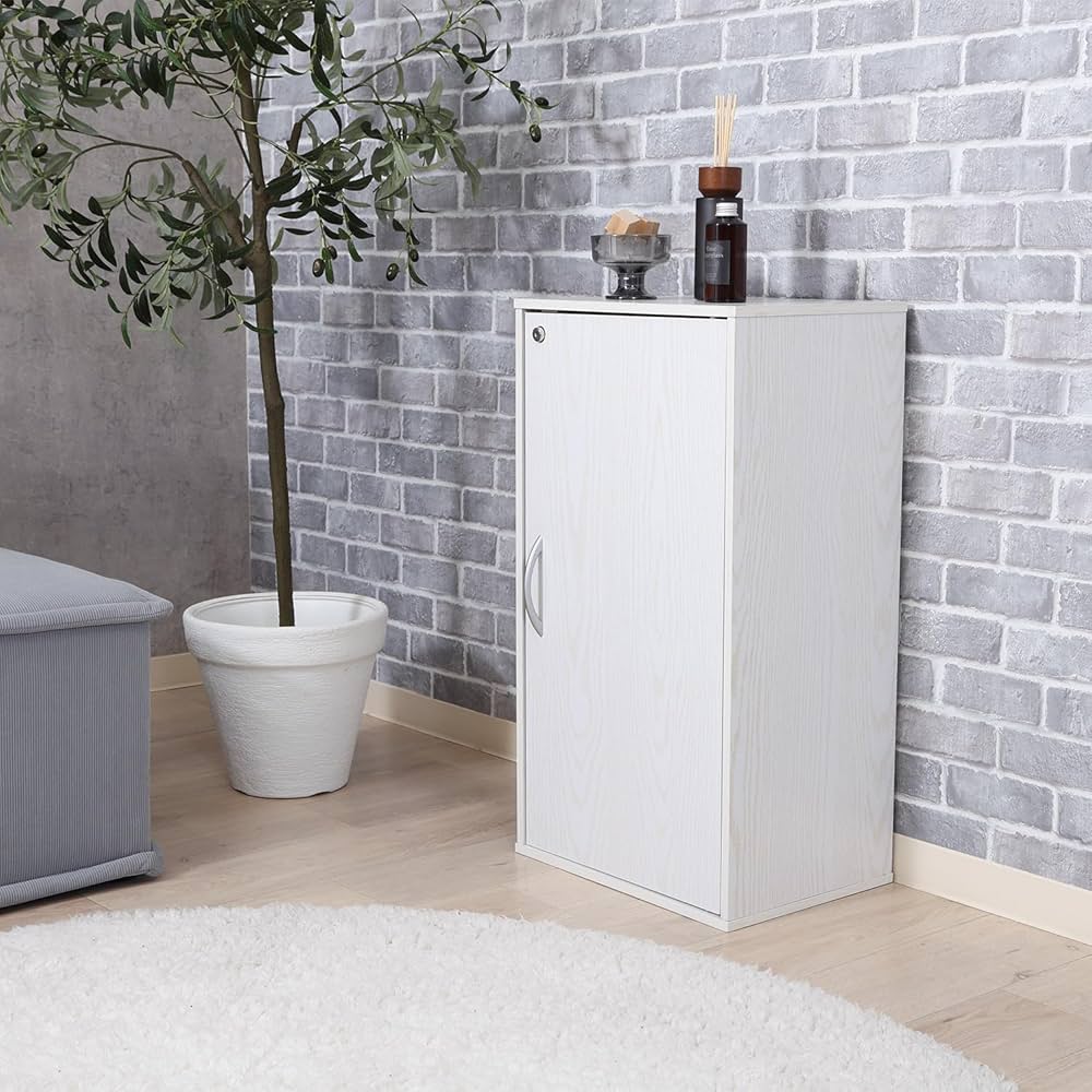 Amazon.co.jp: 不二貿易 鍵付き収納ボックス 幅39×奥行31×高さ72cm