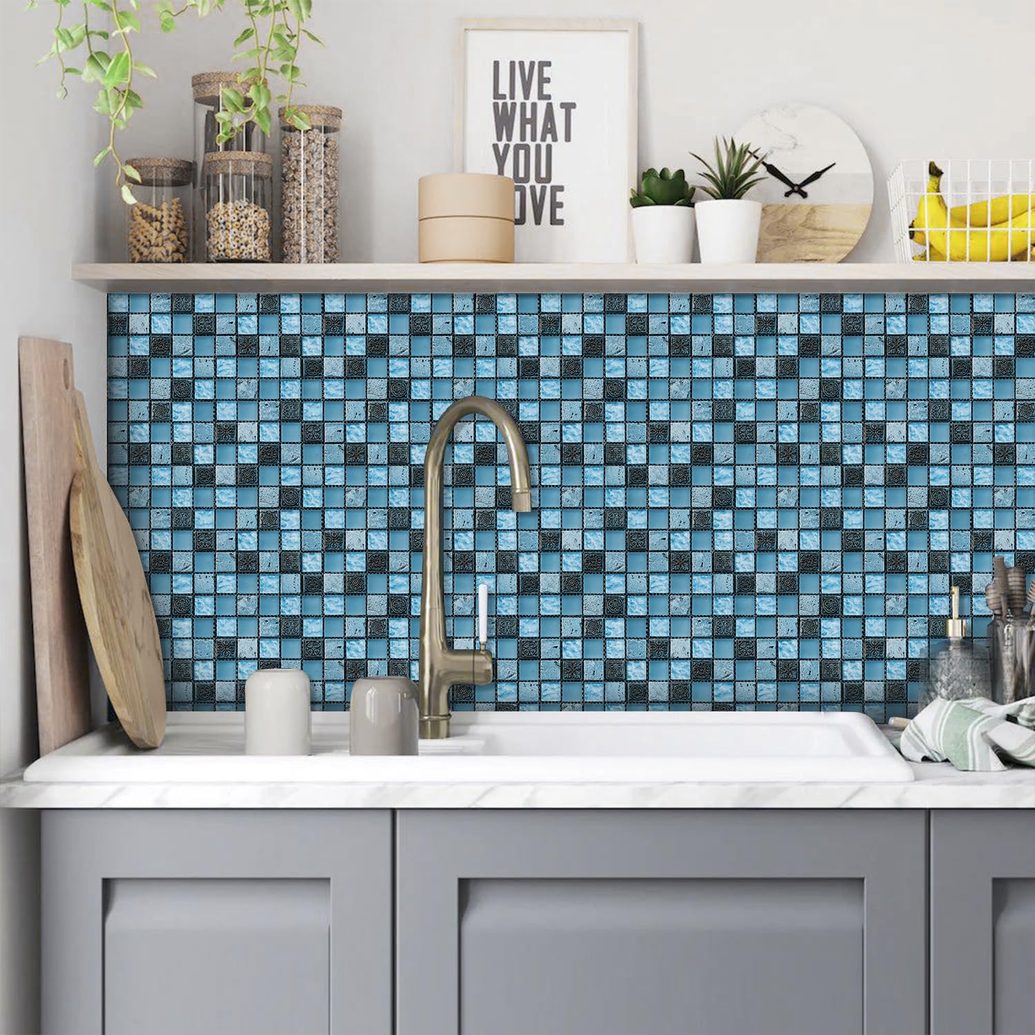 Carrelage adhésif décoratif raffiné effet marbre bleu mosaïque pour salle de bain, cuisine et décoration intérieure. PVC imperméable et résistant à l'huile. Facile à poser et à décoller. Lot de 30 (15