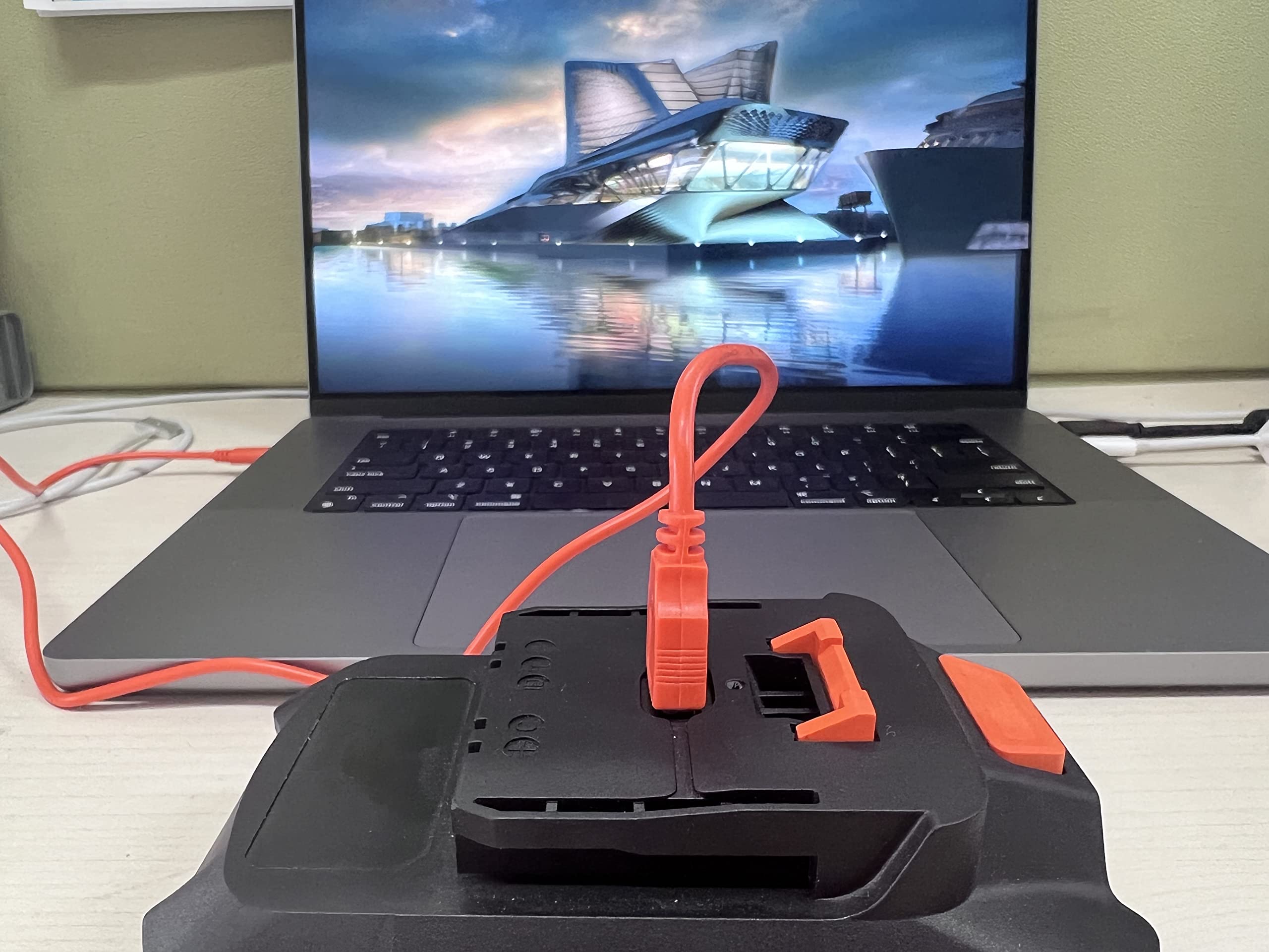YARD FORCE AL C20E - Batteria agli ioni di litio con capacità di ricarica wireless per tutti i prodotti YARD FORCE 20V (famiglia CR20), compatibile con dispositivi che supportano la ricarica wireless
