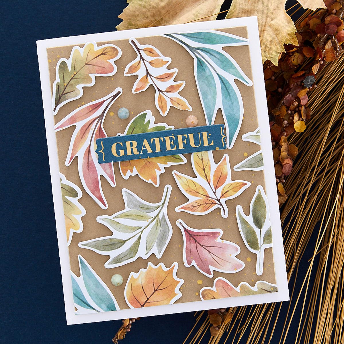 Spellbinders Set di piastre e fustelle con scritta Merry & Bright Sentiment della collezione natalizia More BetterPress