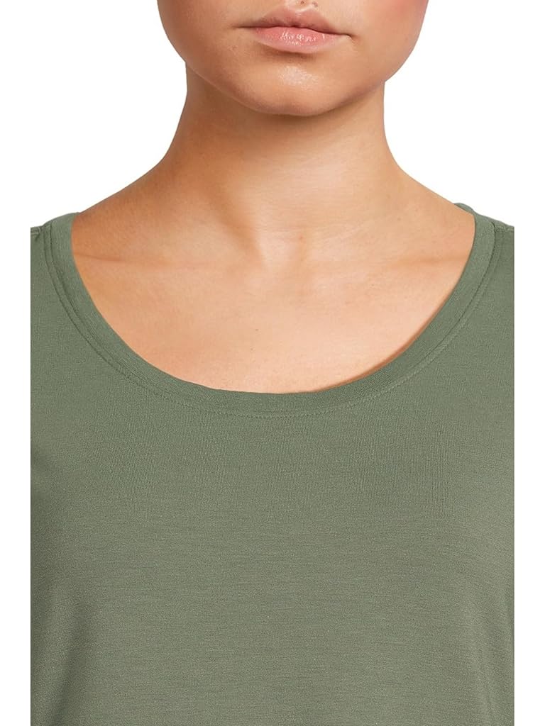 Green L.L.Bean Soft Stretch Supima Tee Scoop Neck Long Sleeve