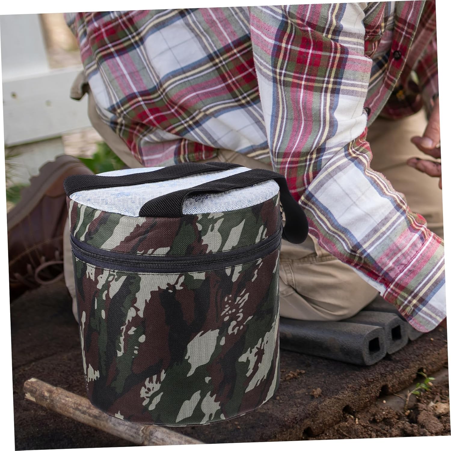 Garden Wearable Stool Lightweight Breathable Portable Stool for Gardening Fishing Camping for Seniors and Outdoor Activities Height Design