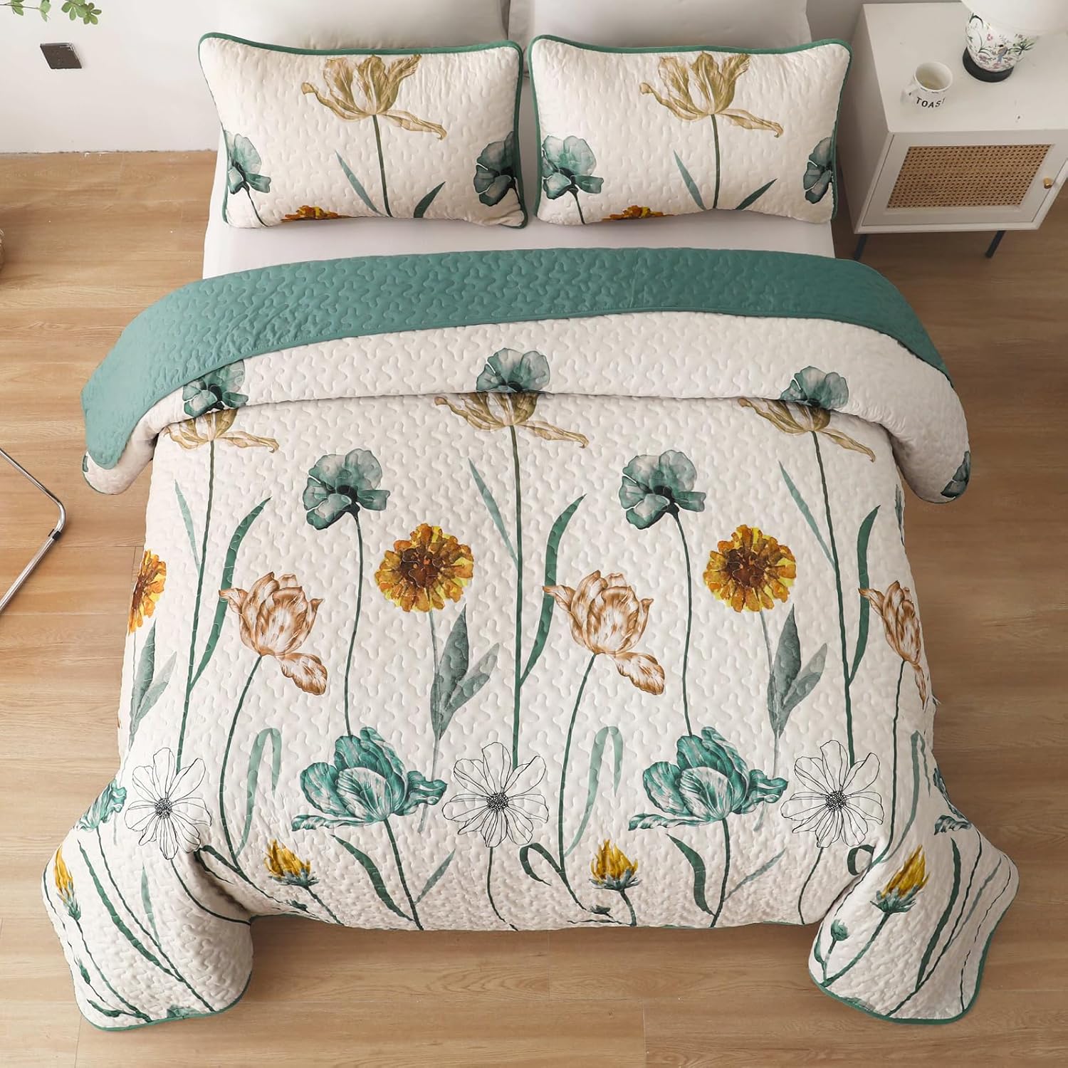 WONGS BEDDING Floral Quilt Set Queen,Green Yellow Floral Botanical Bedspread Bedding Set with 2 Pillowcase,Lightweight Spring Farmhouse Coverlet Set for All Season (96"x90") - Image 3