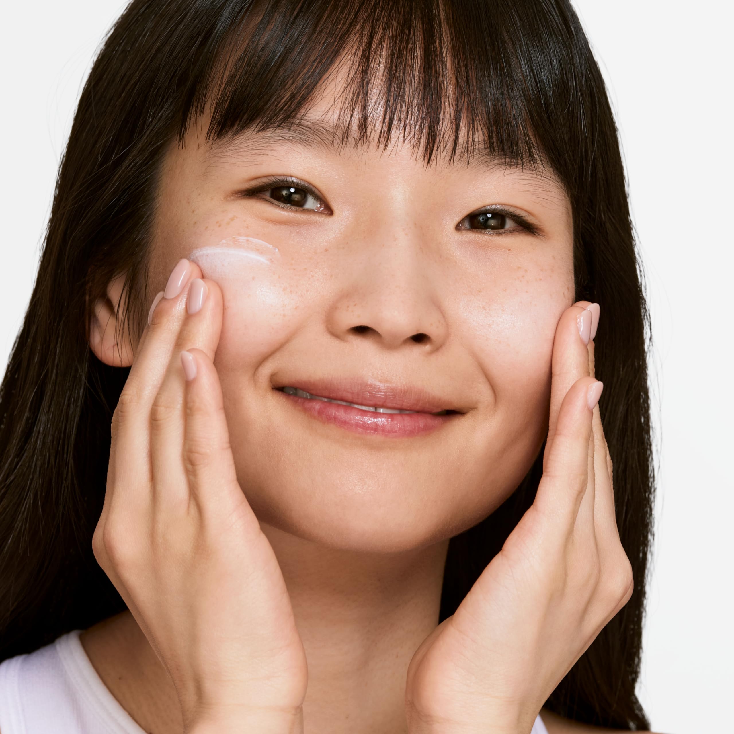 Clinique Even Better Brightening Daily Oil Free Moisturizer SPF 20 For Very Dry To Dry Combination Skin Types - Image 3