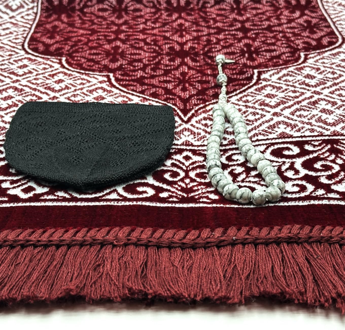 ESERRA Velvet Prayer Mat All in One Set for Islam - Thick Muslim Prayer Rug, Black Kufi Hat, Jasper Stone 33 Prayer Beads, Cotton Travel Case - Islamic Gifts (Red)