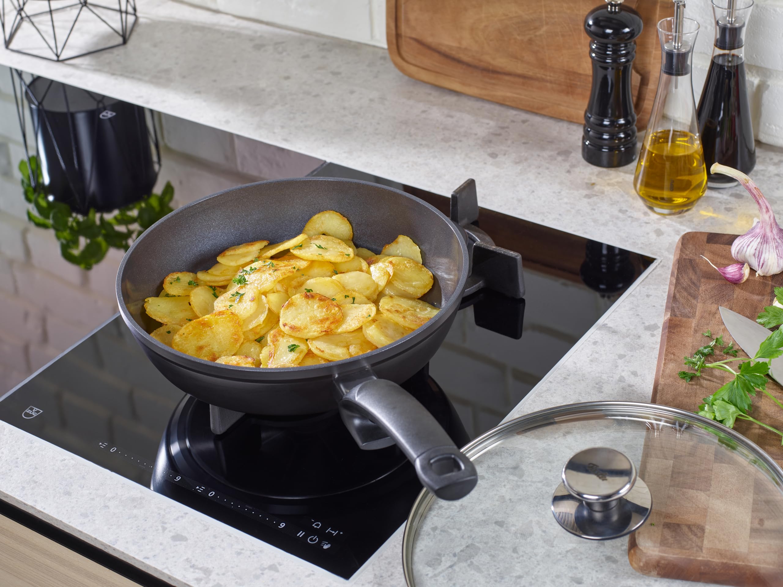 Fissler Ceratal Classic Orbit Black Padella in alluminio, con rivestimento in ceramica, diametro da 28 cm, antiaderente, per piani cottura a induzione