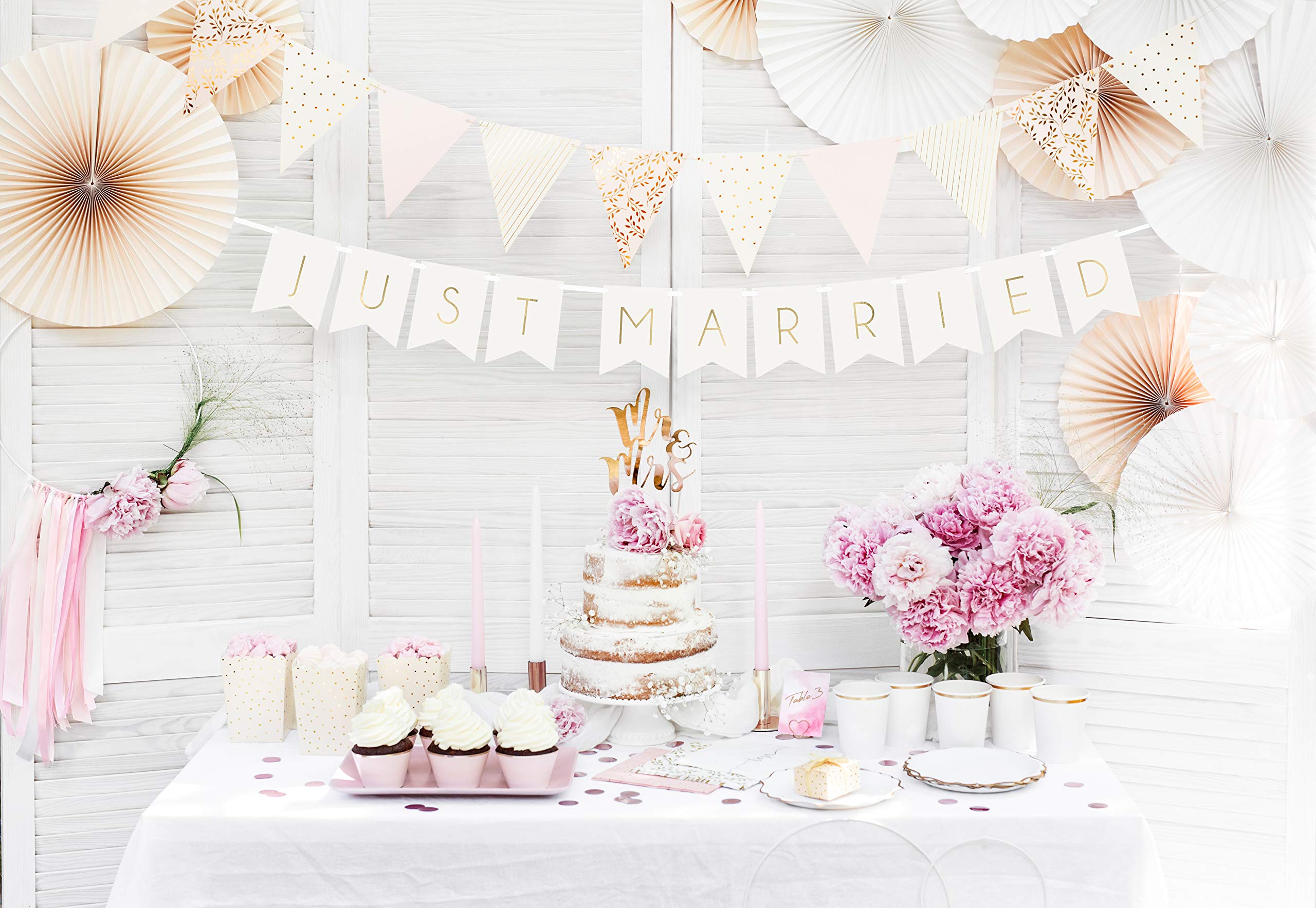 PartyDeco Garland Bunting Banner "Just Married" White and Gold, DIY Wedding Backdrop Decoration, 15 x 155 cm - Image 3