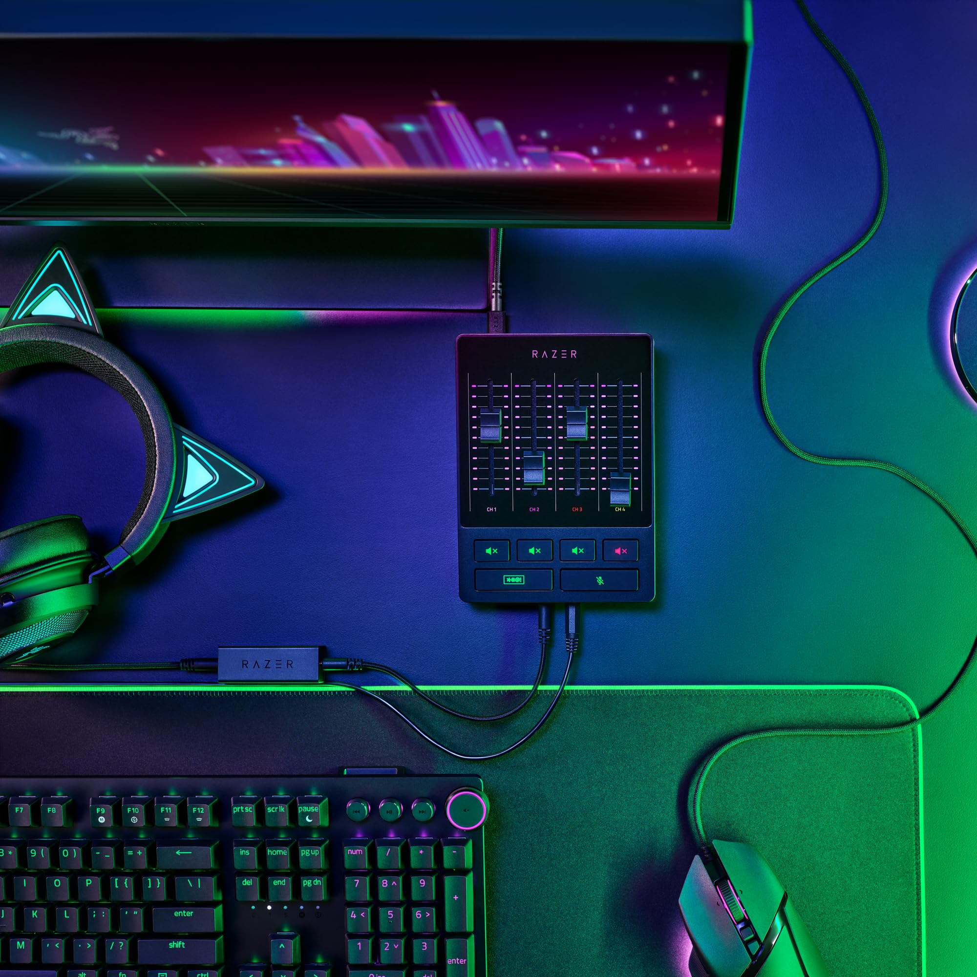 Razer Audio Mixer - USB Audio-Interface mit XLR, 3,5-mm und Optischen Eingang - 4-Kanal-Schnittstelle mit Stumm-Tasten - Plug and Play | Schwarz