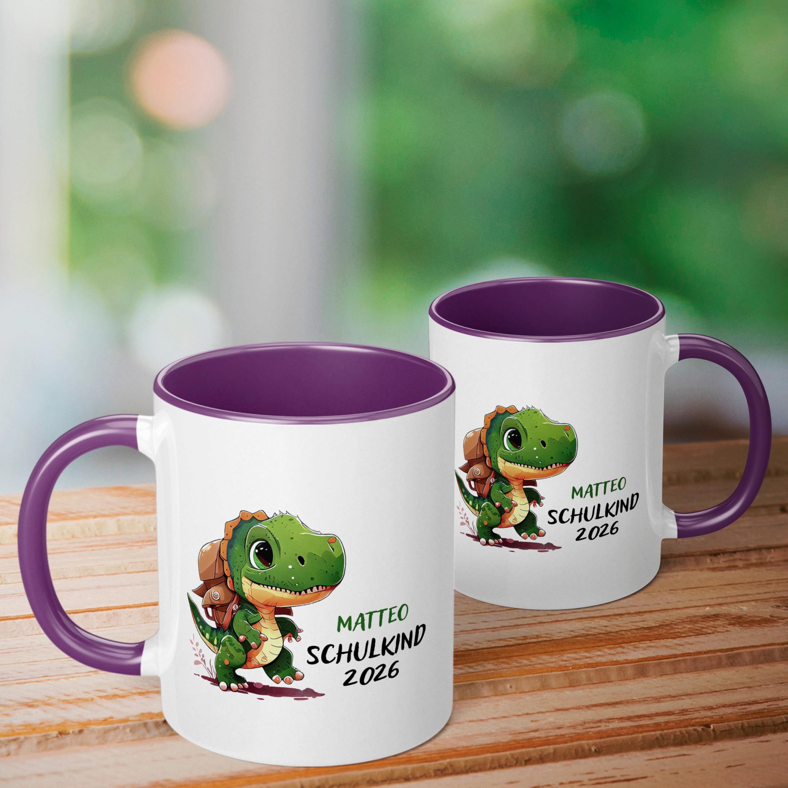 Geschenk zur Einschulung für Jungen: T-Rex Kinder-Tasse „Schulkind 2026“ - mit DINO-Motiv - personalisiert mit Namen Erstklässler - kleines Geschenk für Schüler 1. Klasse, Violett