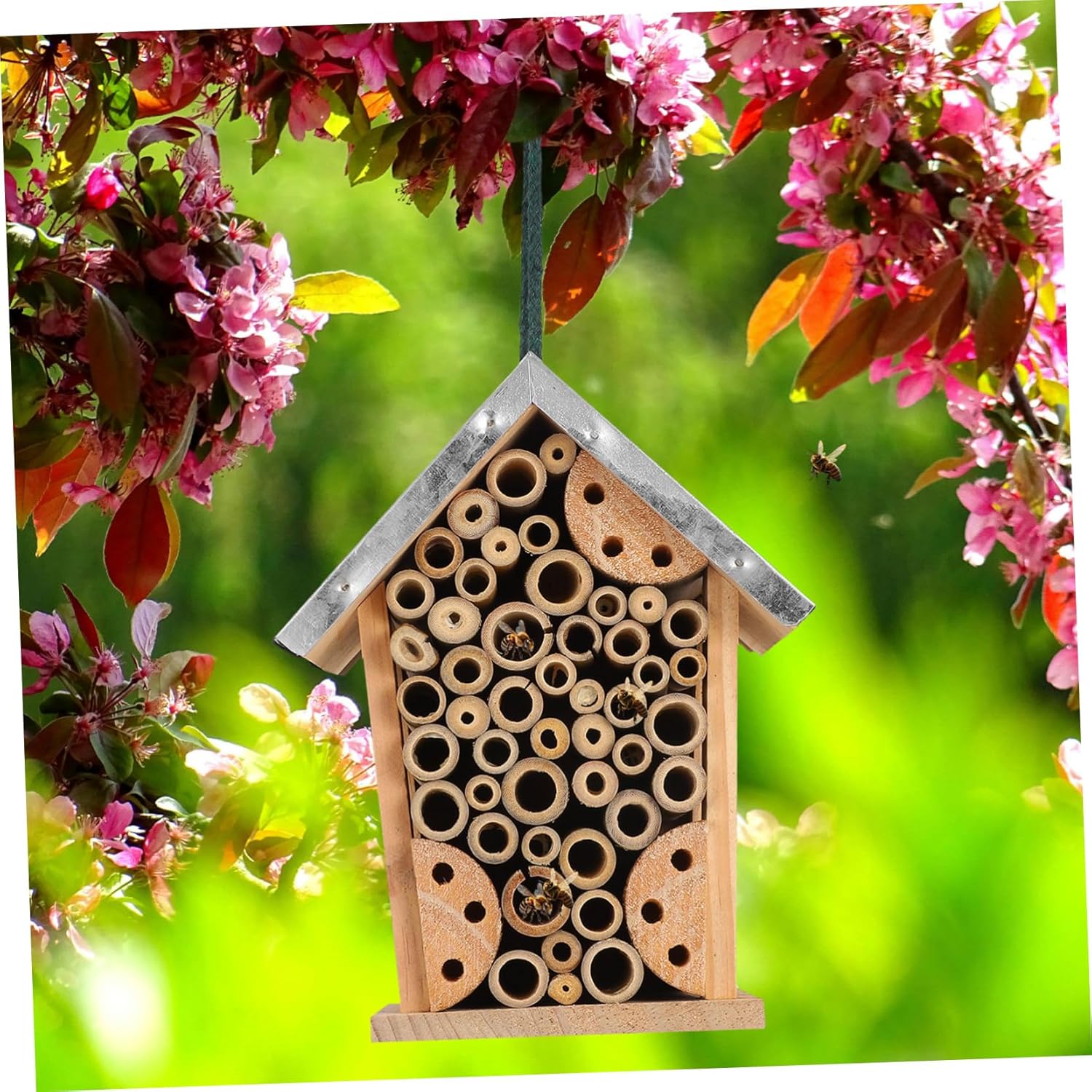 Wooden Bee and Butterfly House Bee Shelter Garden Decor Hive Insect Hotel for Outdoor