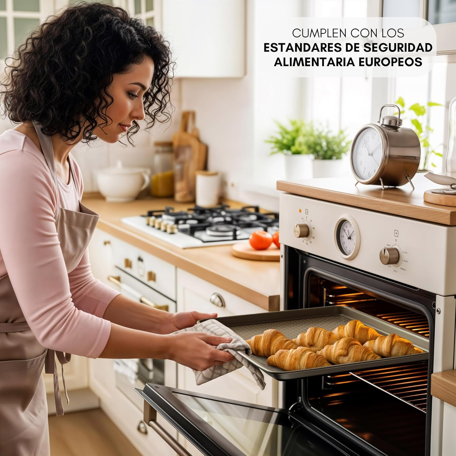 Erreke Baking Trays, Double Layer Non-Stick, Carbon Steel Heavy Duty Thickness 0.8 mm, Diamond Design Surface, Oven Trays Set with Grate, 40 x 27 x 2.2 cm, Gold Colour image 2