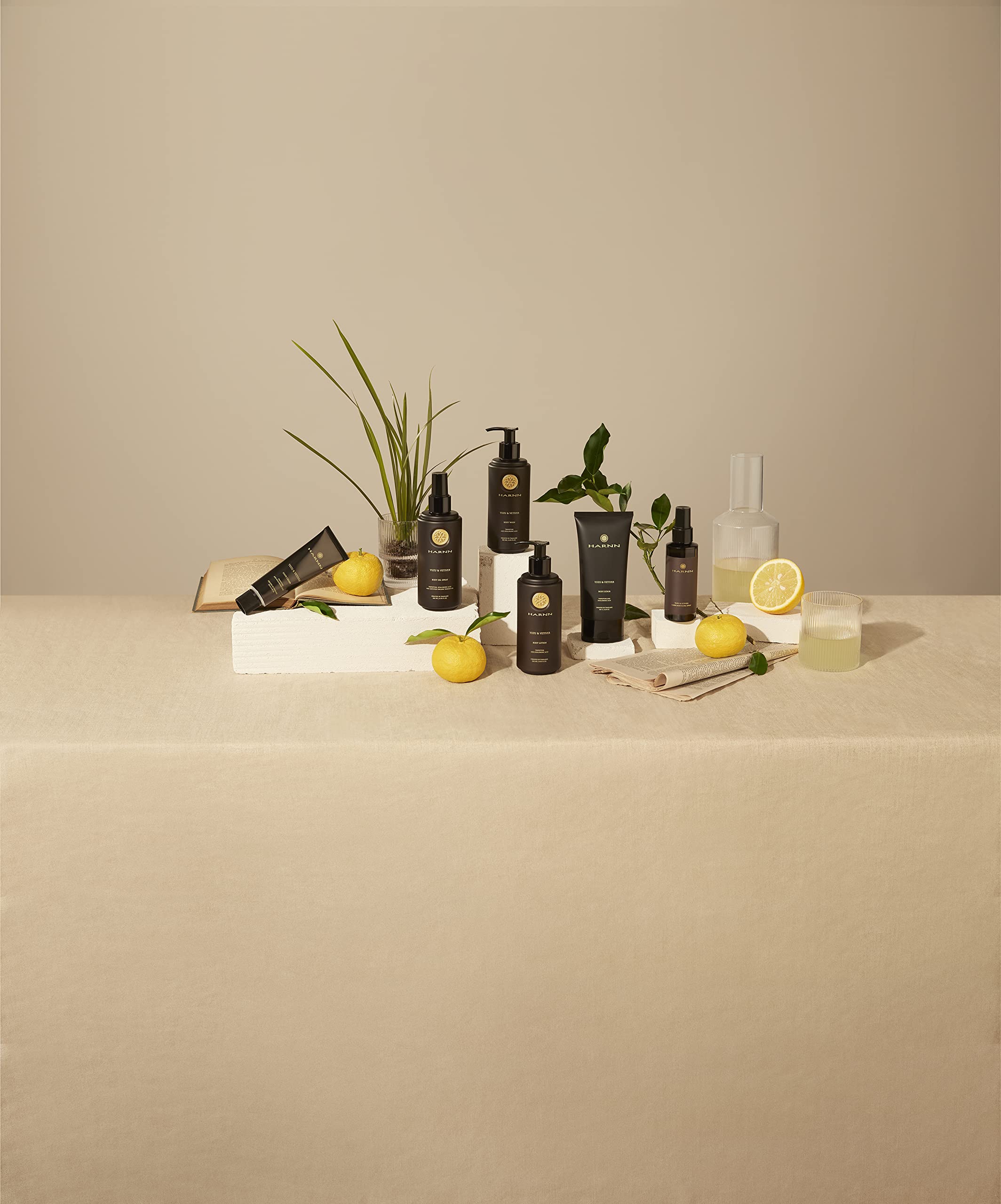 Amazon.co.jp: HARNN Yuzu Vetiver, Tripeptide, Hyaluronic Acid