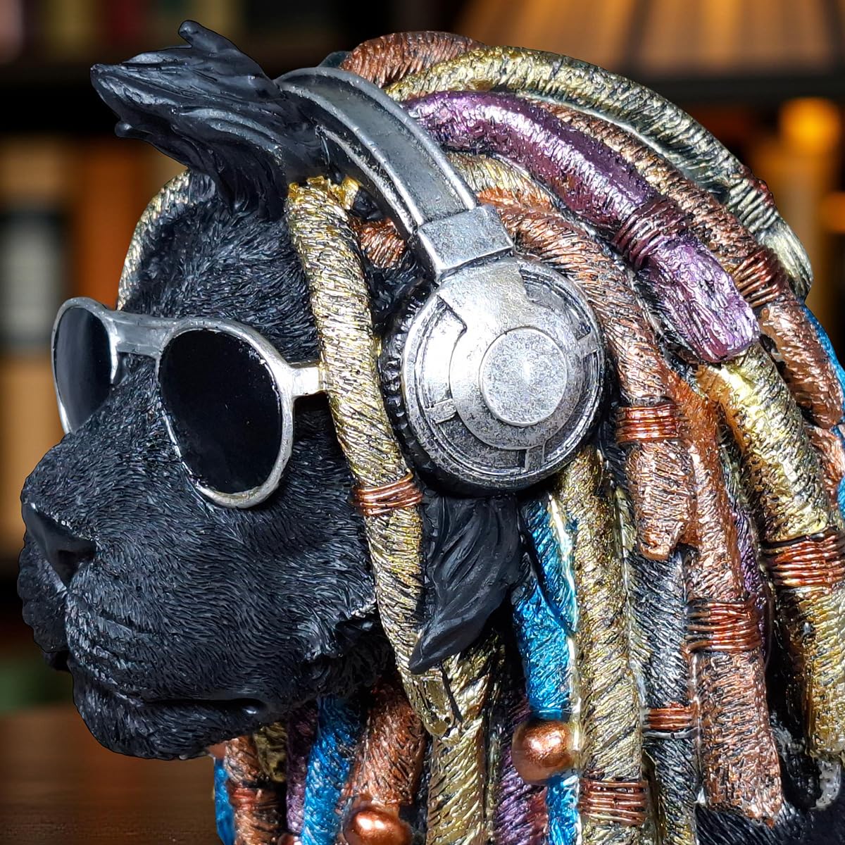 colourliving Deko Hund Rasta Bob – Hundefigur handbemalt aus Polyresin | in 2 Größen & Farben zur Auswahl (Schwarz, Groß)