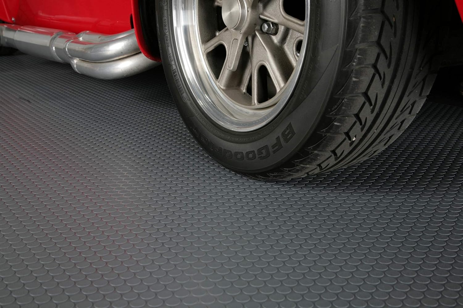 G-Floor Small Coin Pattern Vinyl Garage Flooring Mat (7'6" x 17', Slate Grey Color) - Versatile Protector Saves Your Floor from Spills and Dents