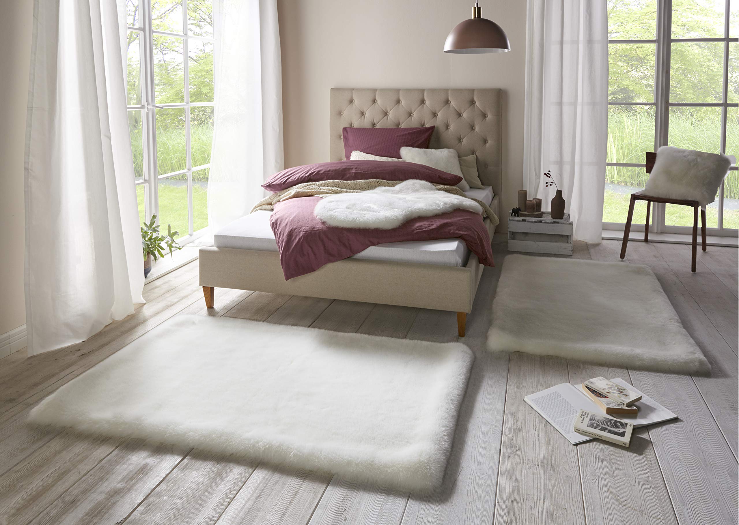 Superior Lot de 2 couvre-lits en fausse fourrure d'agneau douce et moelleuse Motif flokati en fourrure synthétique unie pour chambre d'enfant, chambre à coucher, tapis de lit Blanc 2 x 90 x 140 cm