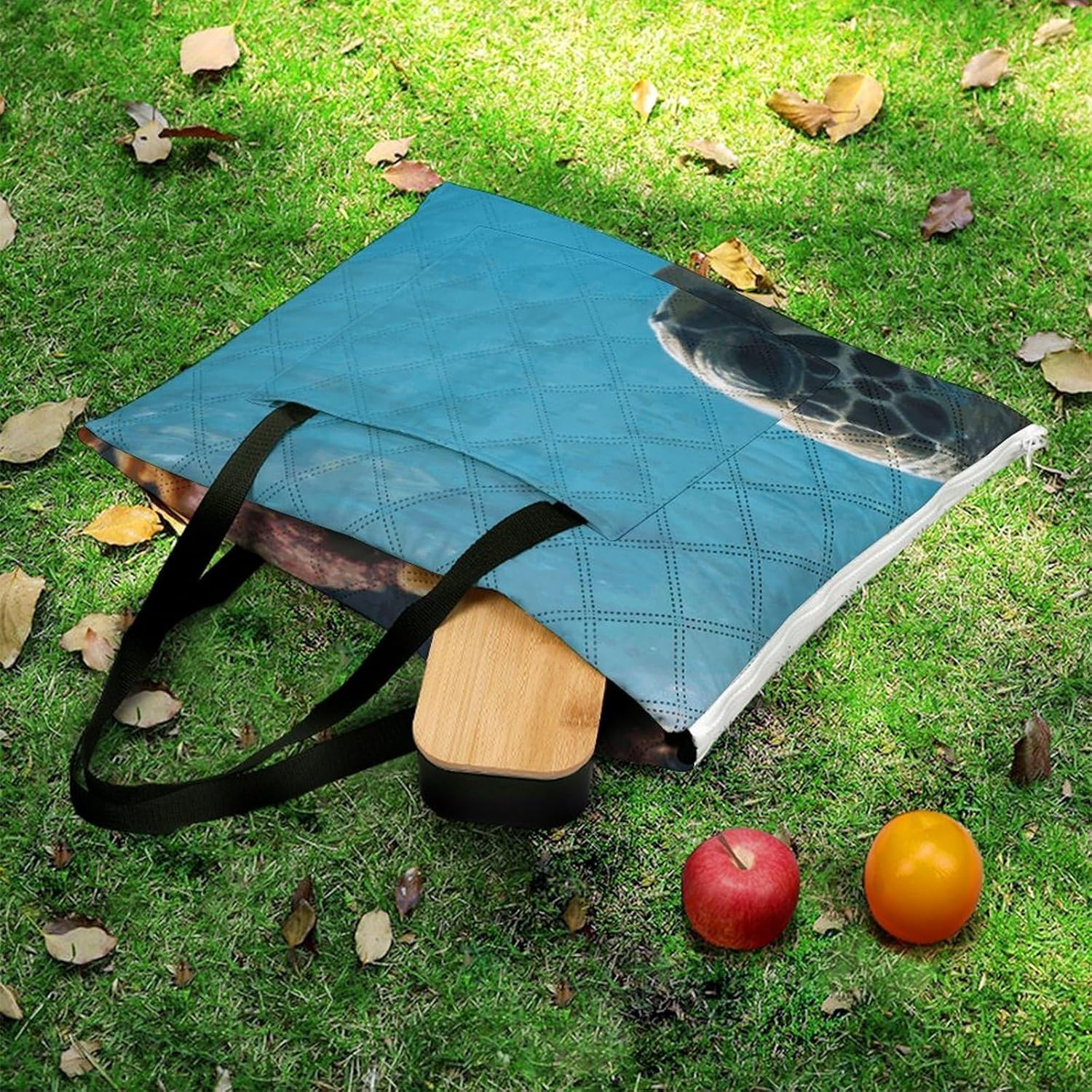 Sea Turtle Picnic Blanket with Zipper Water Resistant Sand Free Picnic Mat Washable Foldable Easy Carry Beach Blanket for Lawn Beach Hiking Camping