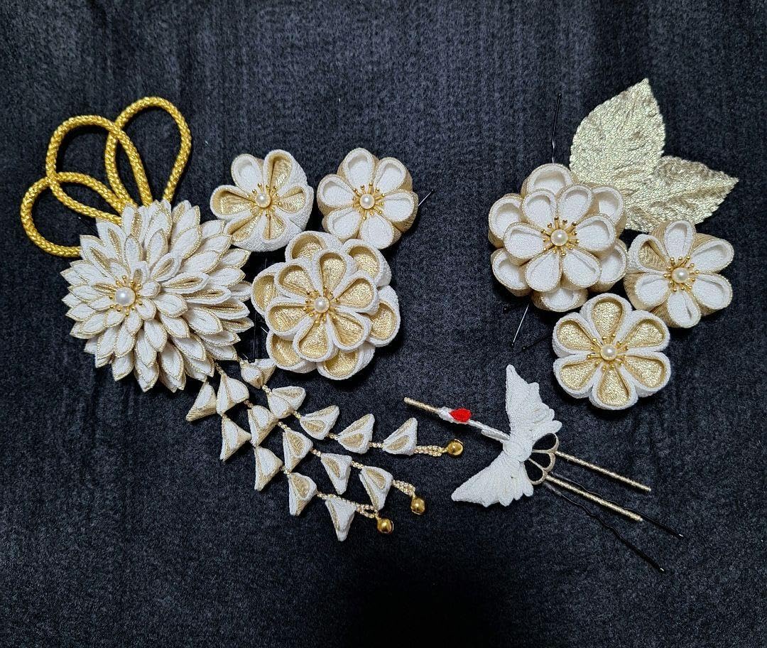 172 つまみ細工髪飾り【白、金、鶴】成人式、卒業式、婚礼、白無垢 成人